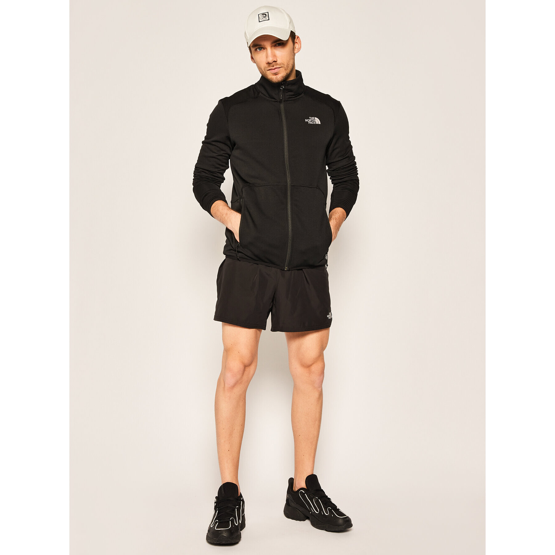 The North Face Преходно яке Quest NF0A3YG1 Черен Regular Fit - Pepit.bg