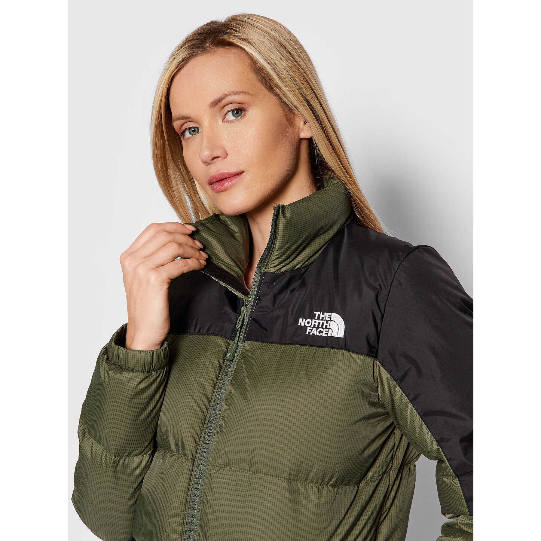 The North Face Пухено яке Diablo NF0A4SVK Зелен Regular Fit - Pepit.bg