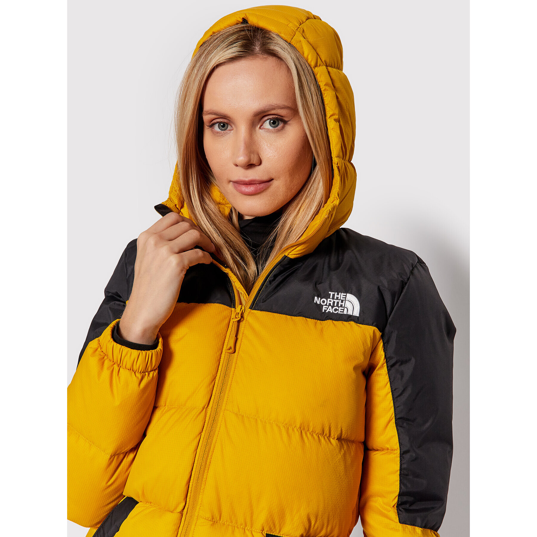 The North Face Пухено яке Diablo NF0A55H4 Жълт Regular Fit - Pepit.bg