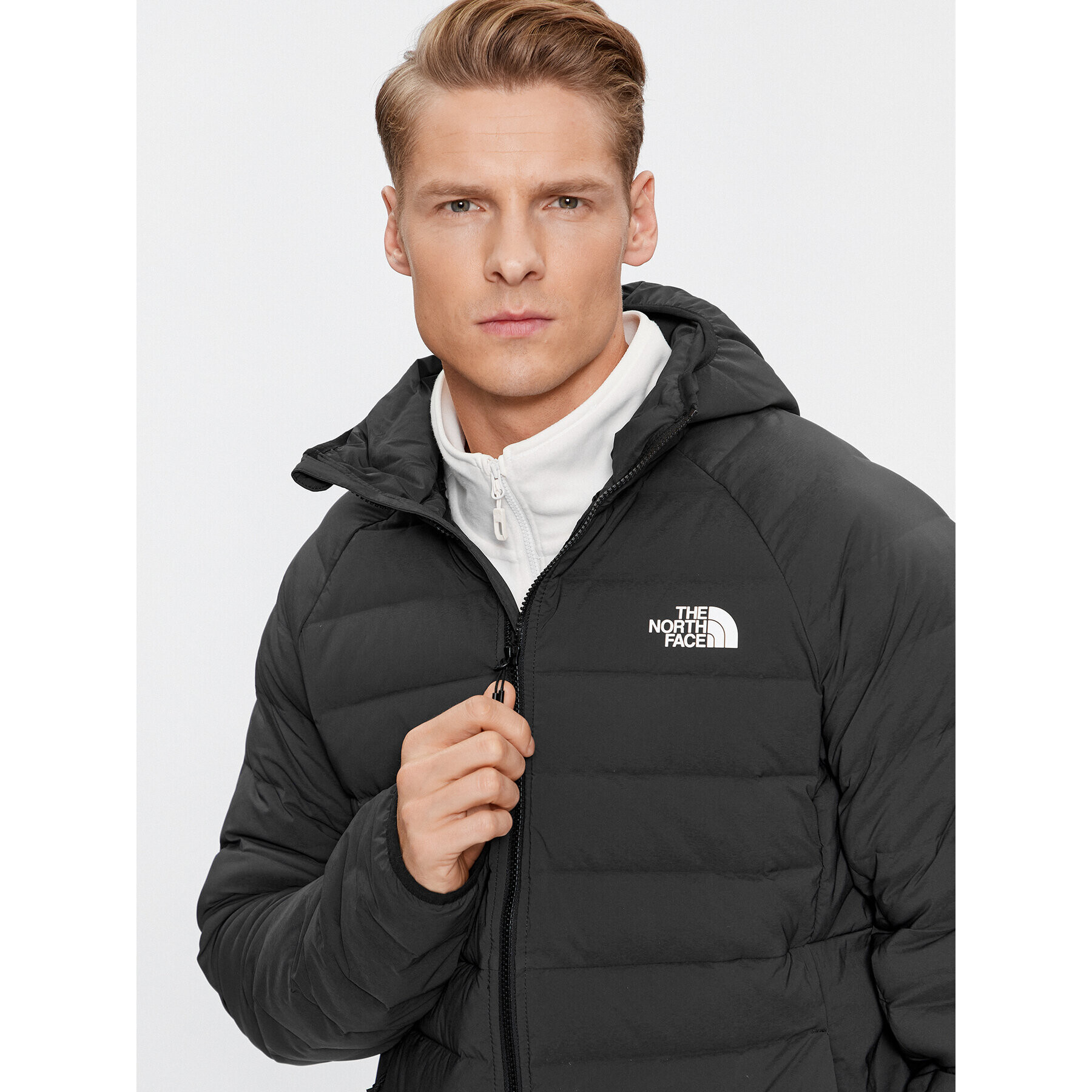 The North Face Пухено яке M Belleview Stretch Down NF0A7UJEJK31 Черен Regular Fit - Pepit.bg