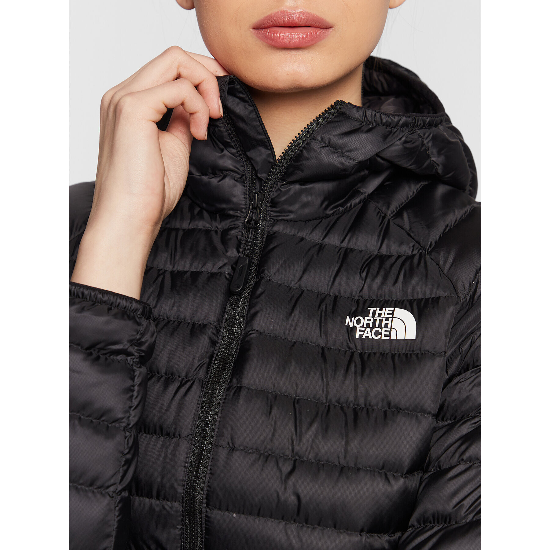 The North Face Пухено яке New Trevail NF0A7Z85 Черен Regular Fit - Pepit.bg