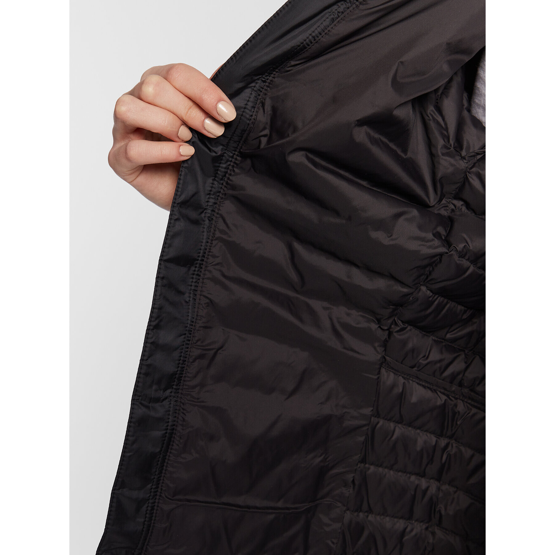 The North Face Пухено яке New Trevail NF0A7Z85 Черен Regular Fit - Pepit.bg