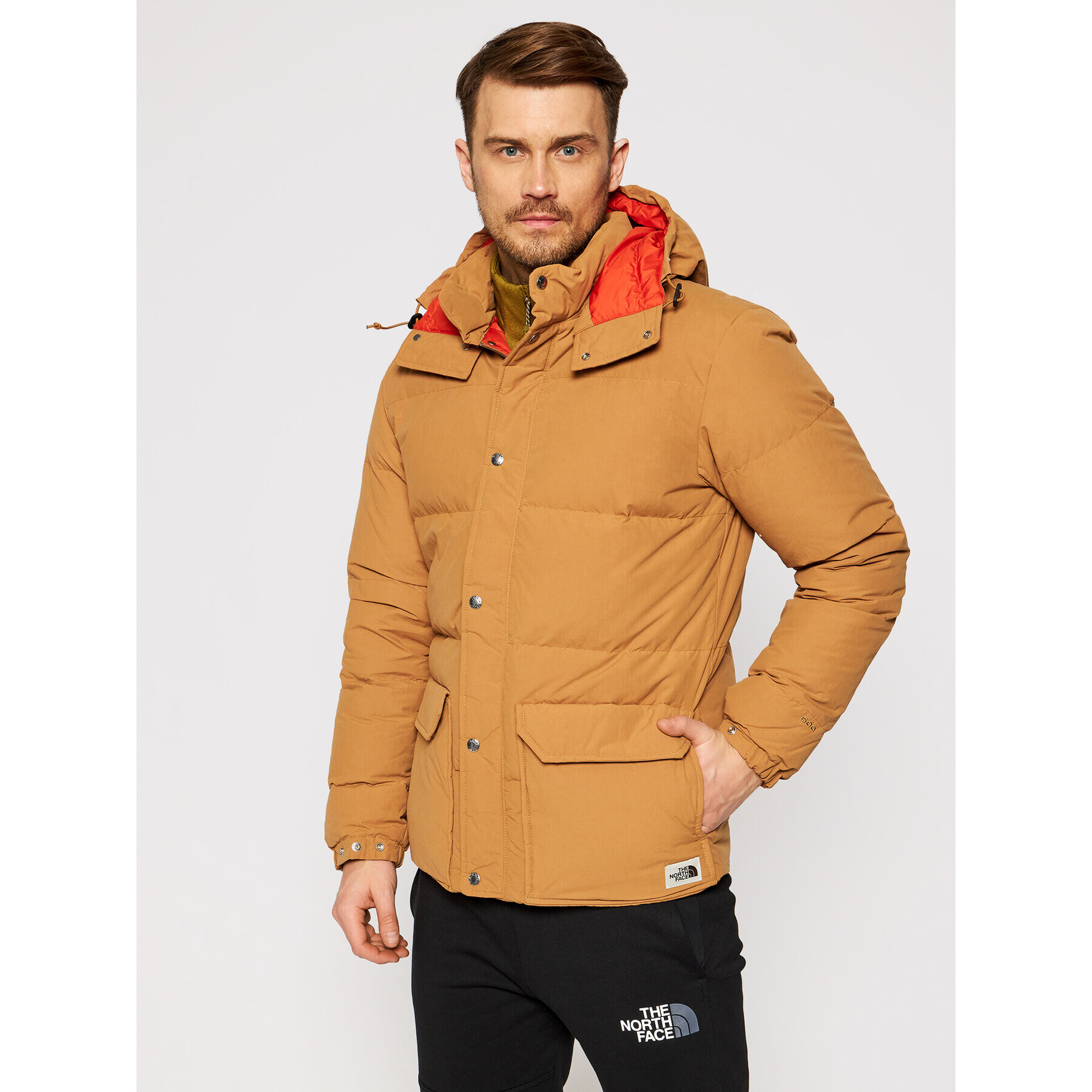 The North Face Пухено яке Sierra NF0A48LC Кафяв Regular Fit - Pepit.bg