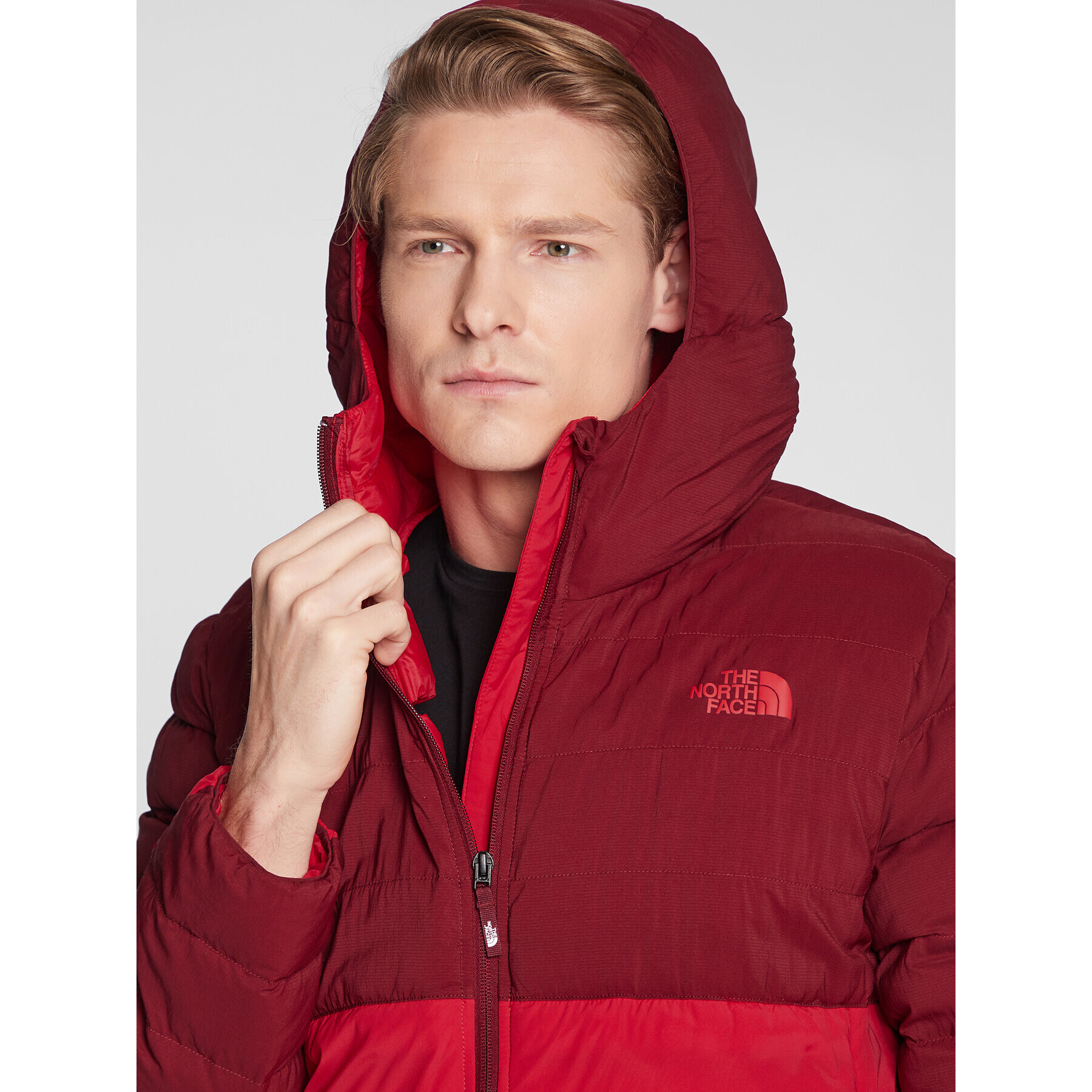 The North Face Пухено яке Thermoball NF0A7UL7 Червен Regular Fit - Pepit.bg