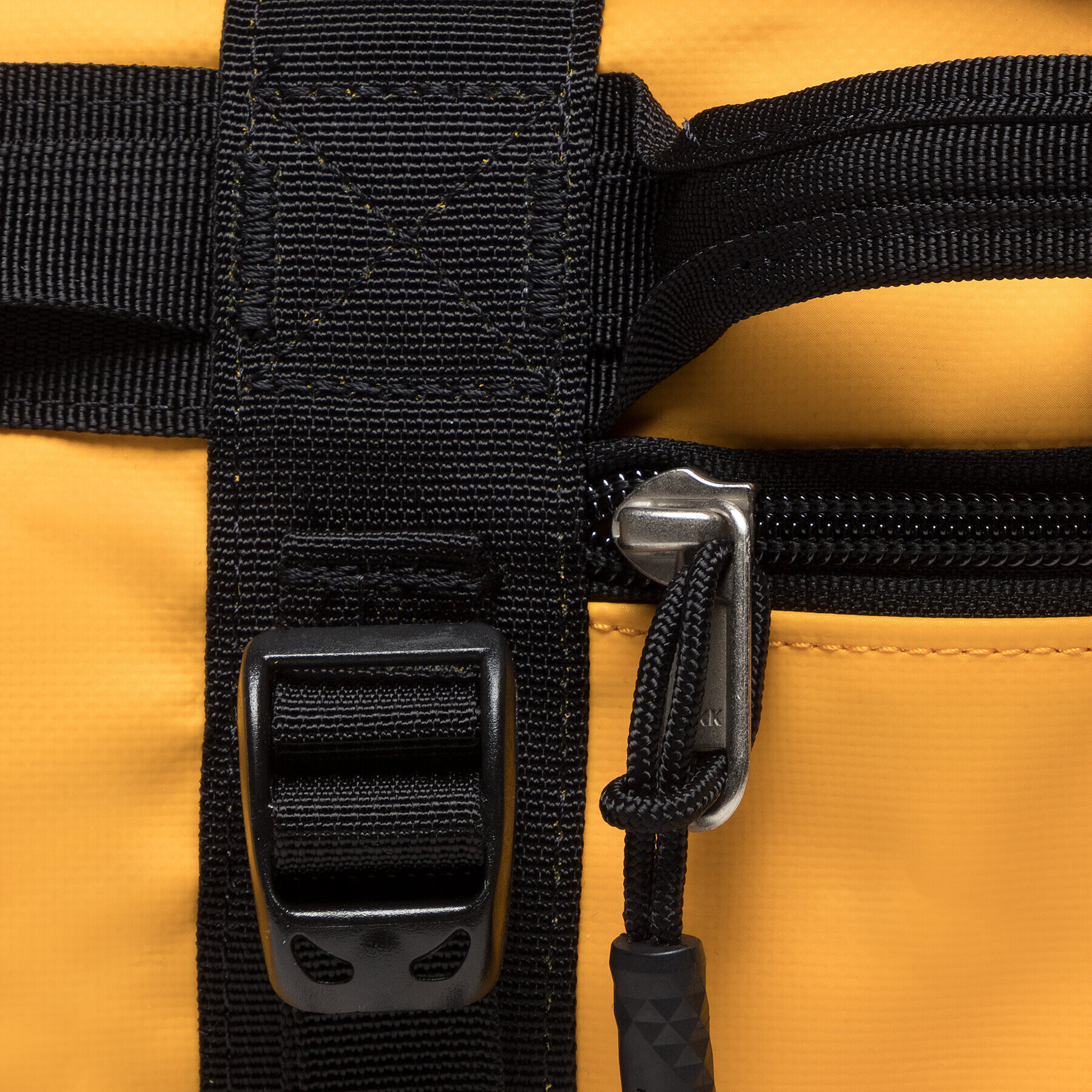 The North Face Сак Base Camp Duffel NF0A52SSZU3 Жълт - Pepit.bg