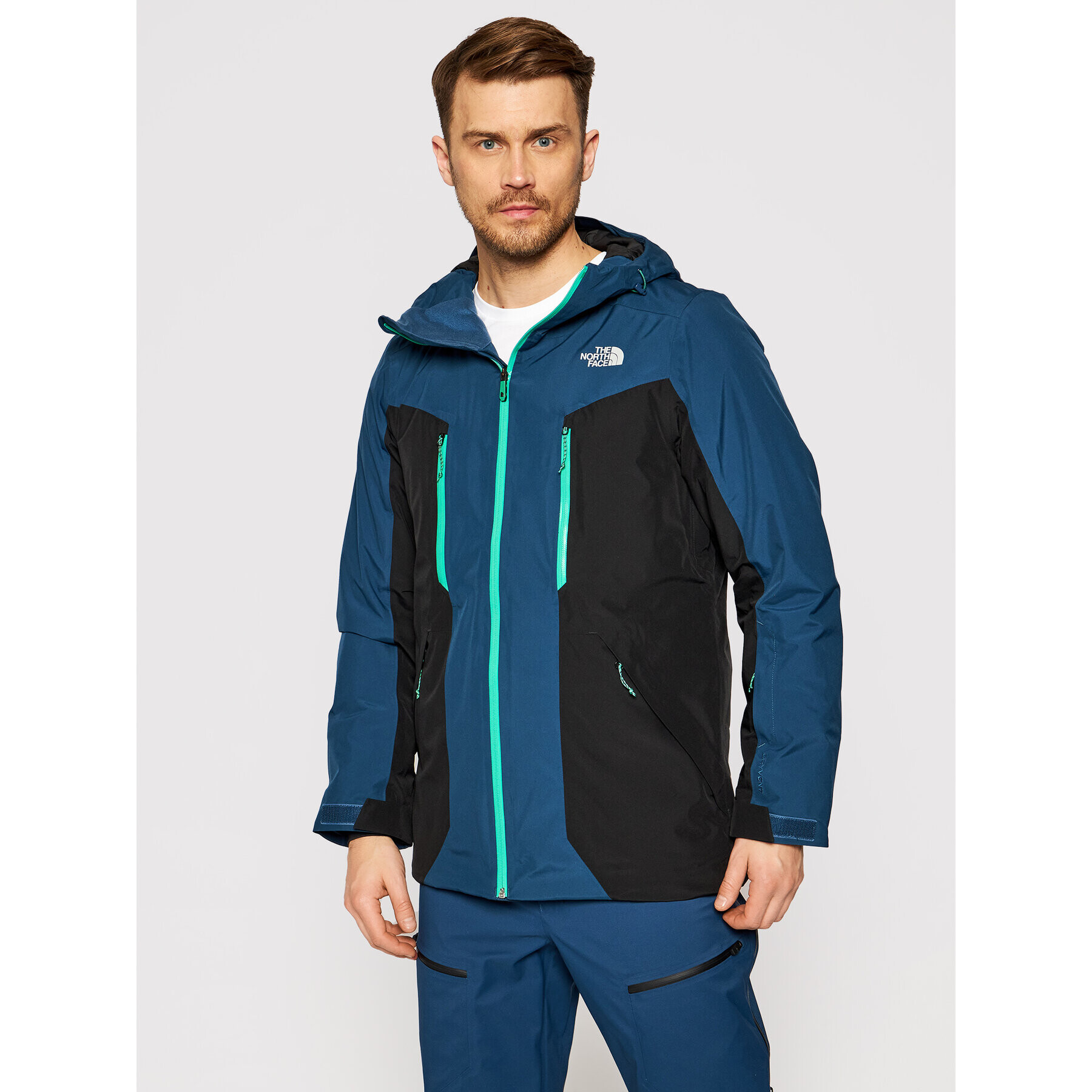 The North Face Скиорско яке Mount Bre NF0A3LUZ Син Regular Fit - Pepit.bg