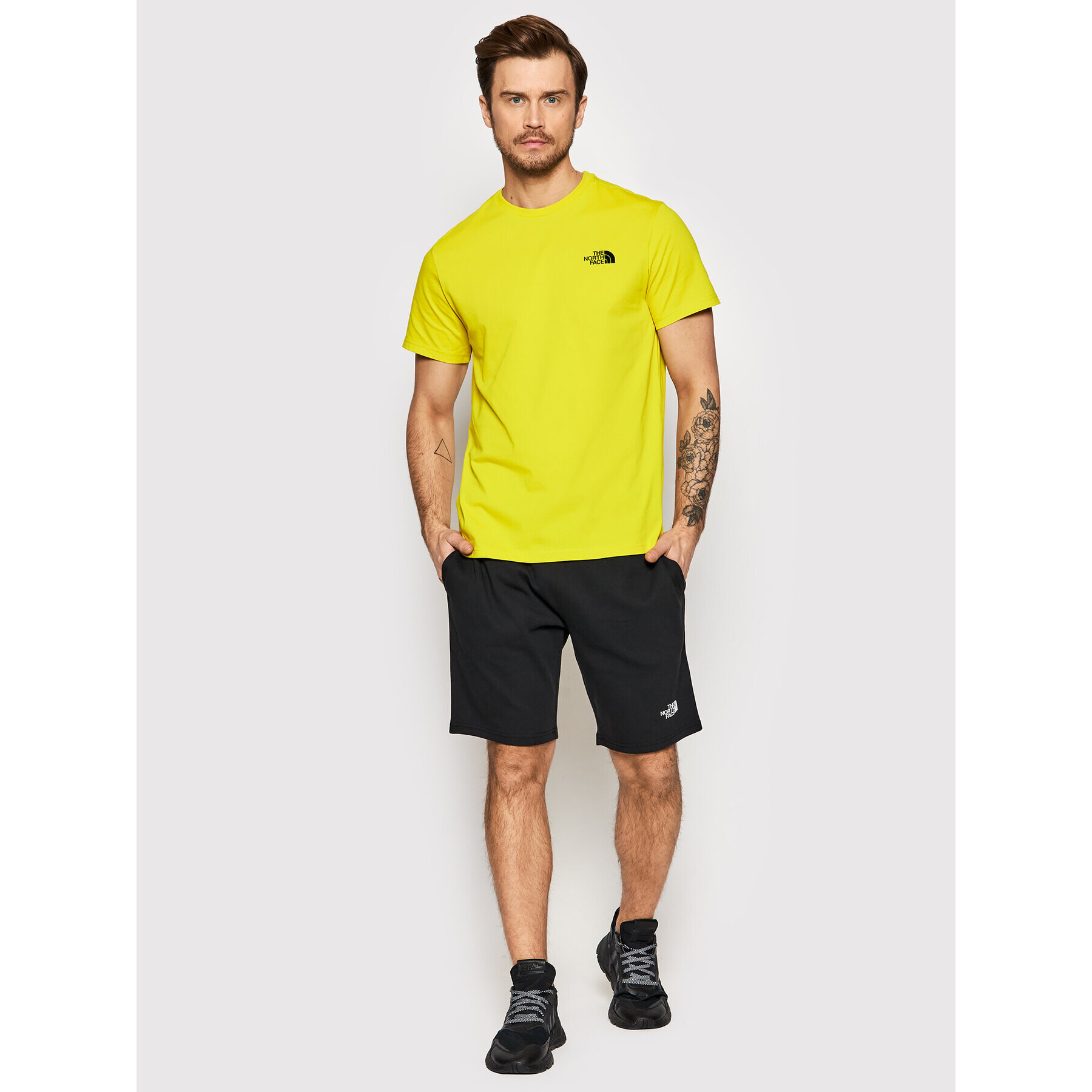 The North Face Спортни шорти Graphic NF0A3S4F Черен Regular Fit - Pepit.bg