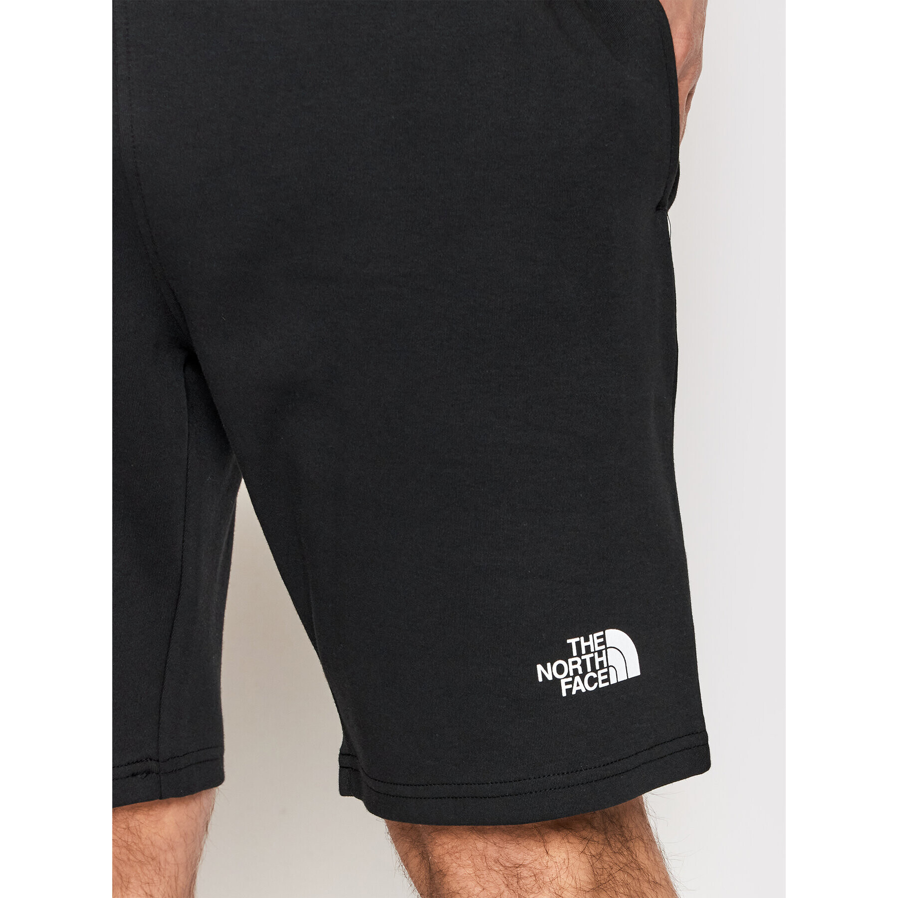 The North Face Спортни шорти Graphic NF0A3S4F Черен Regular Fit - Pepit.bg
