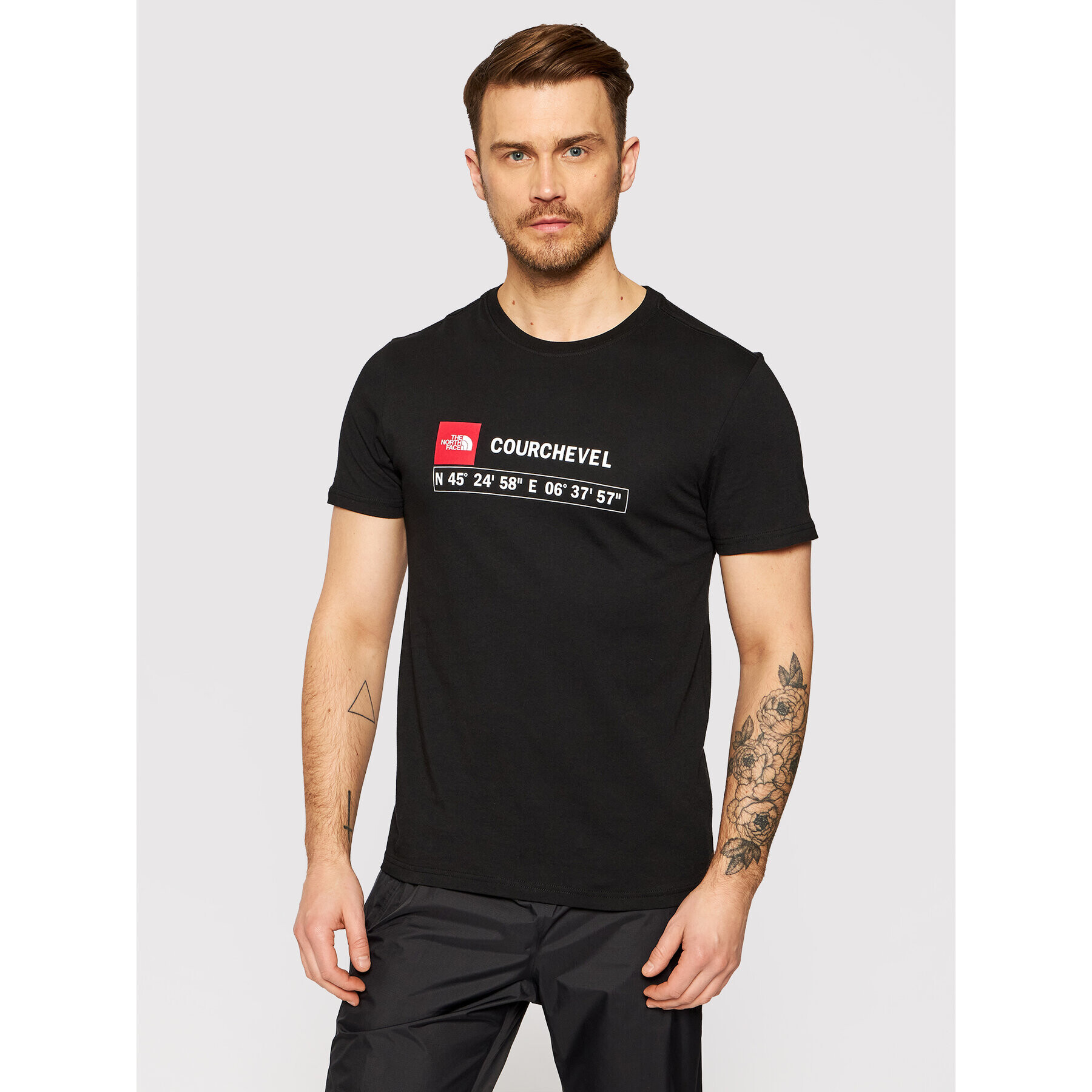 The North Face Тишърт Courchevel Tee NF0A35WLJK31 Черен Regular Fit - Pepit.bg