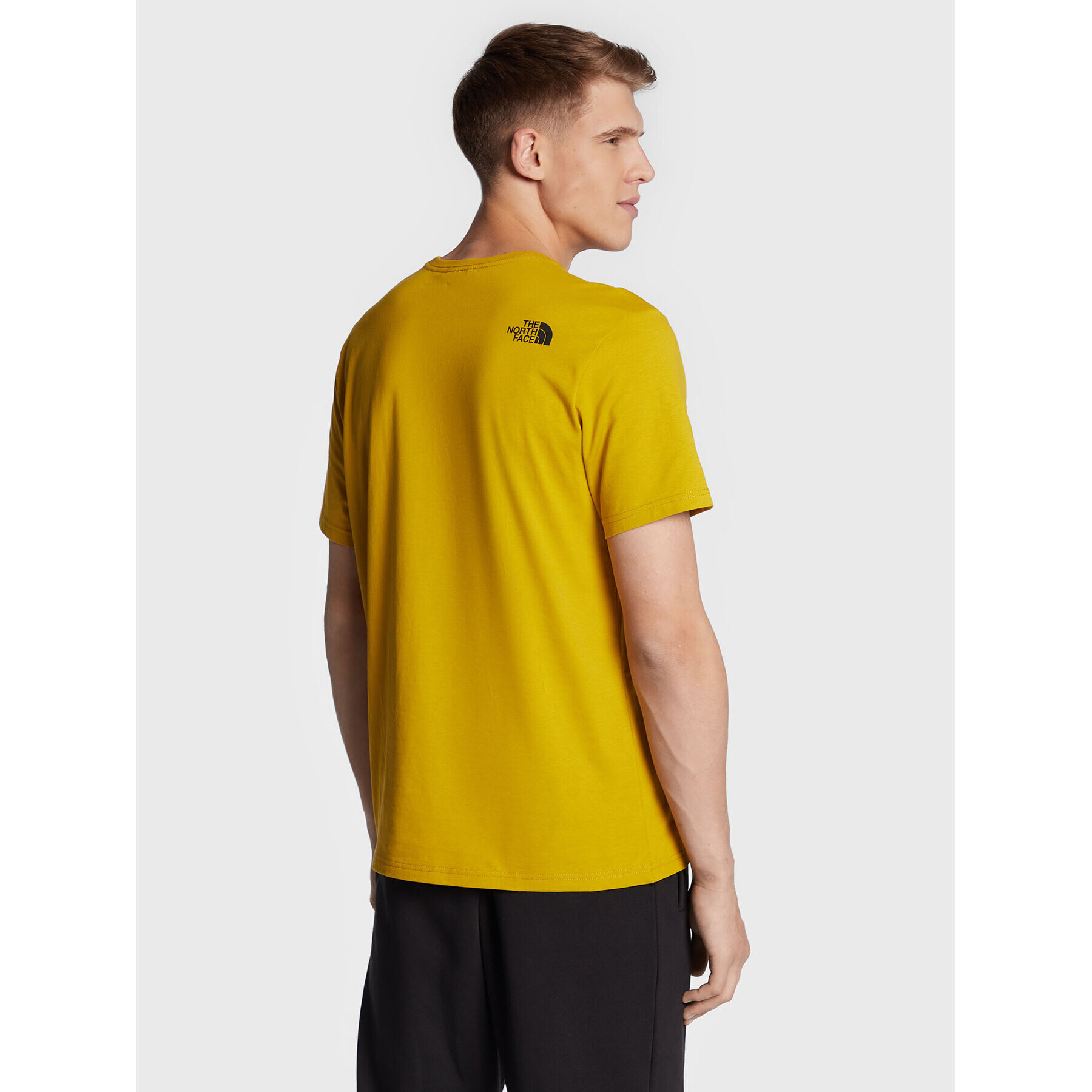 The North Face Тишърт Easy NF0A2TX3 Жълт Regular Fit - Pepit.bg