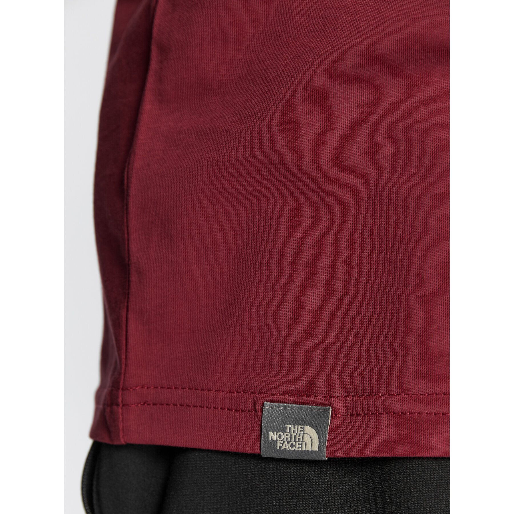 The North Face Тишърт Easy NF0A2TX3 Бордо Regular Fit - Pepit.bg