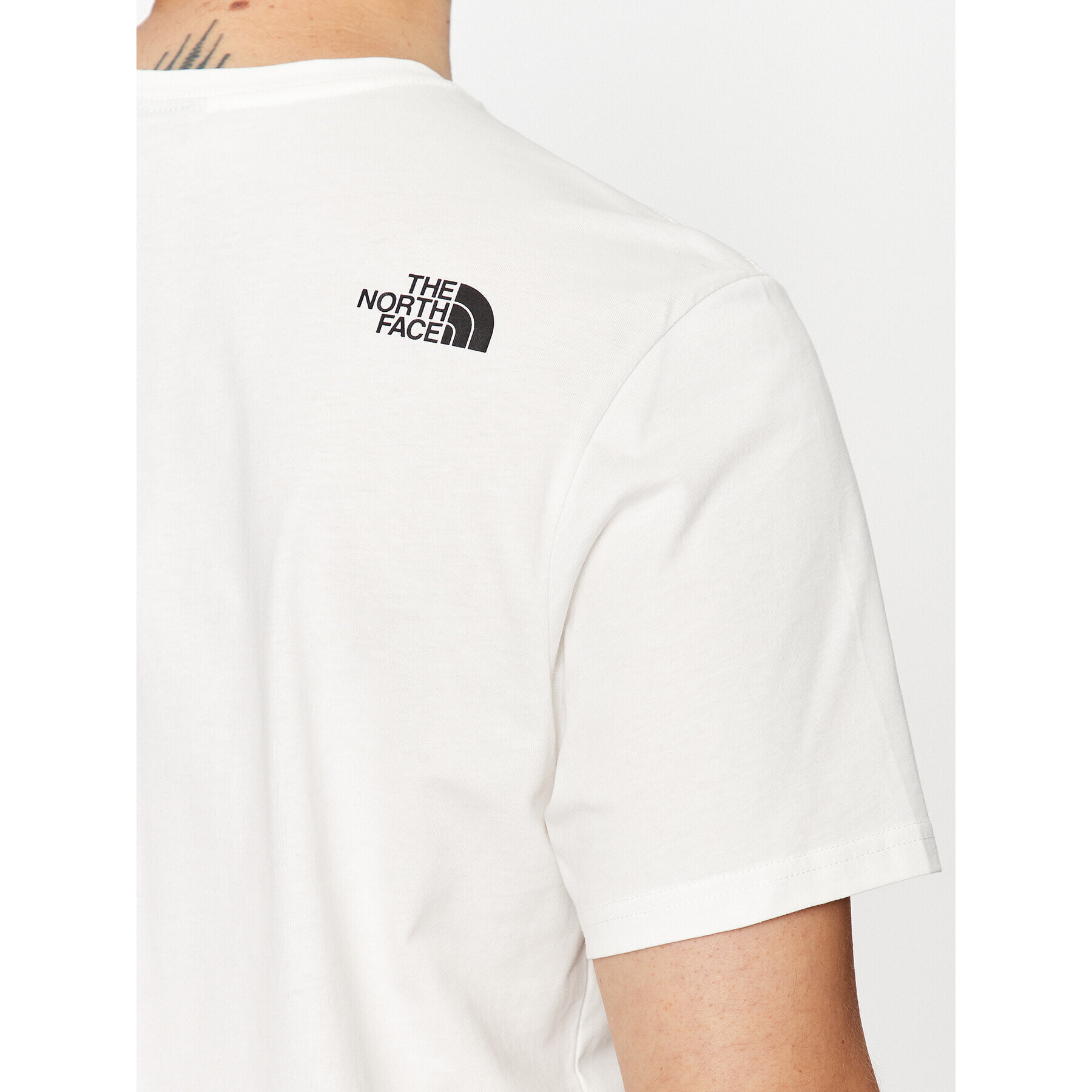 The North Face Тишърт M S/S Easy Tee - EuNF0A2TX3O4O1 Бял Regular Fit - Pepit.bg