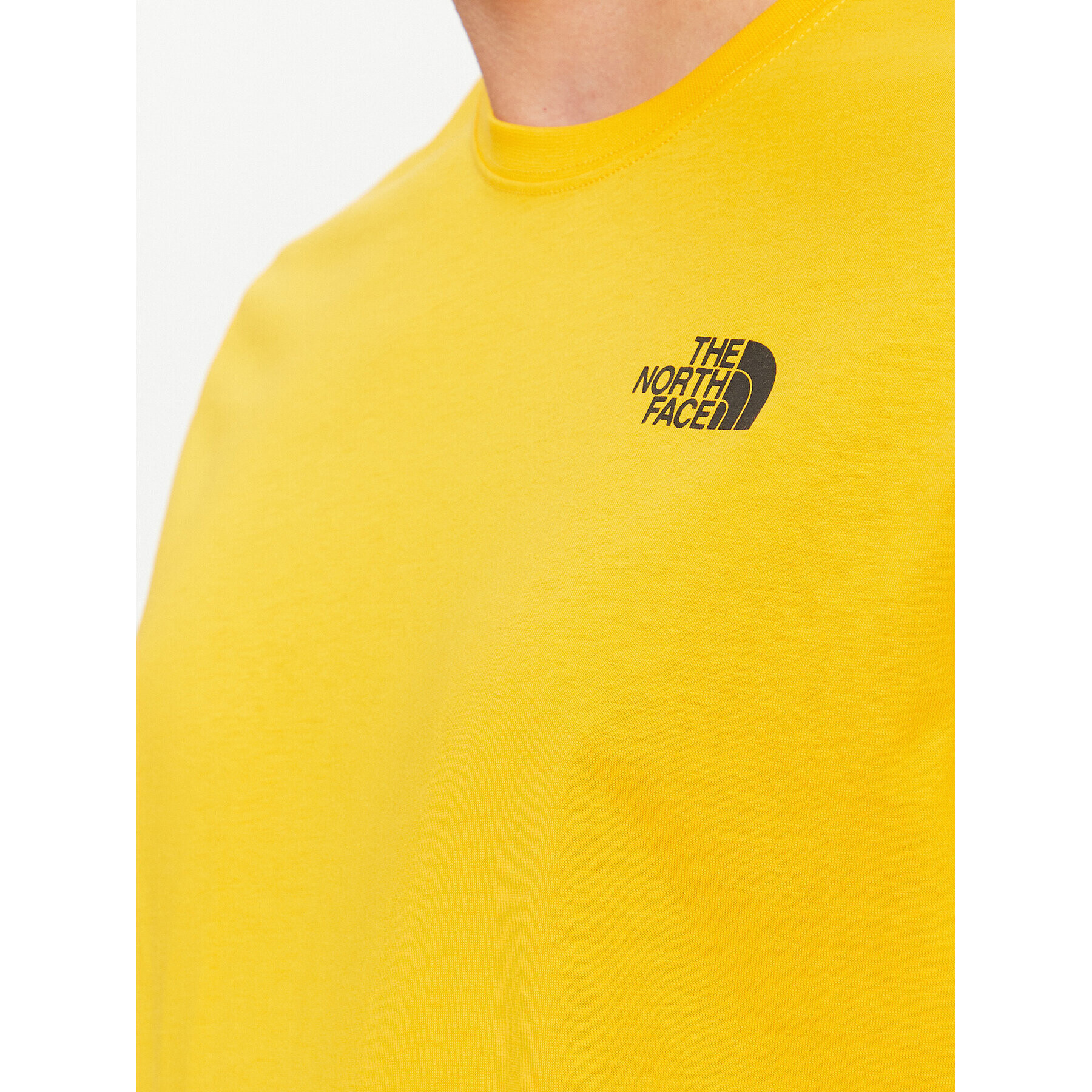 The North Face Тишърт M S/S Redbox Tee - EuNF0A2TX256P1 Жълт Regular Fit - Pepit.bg