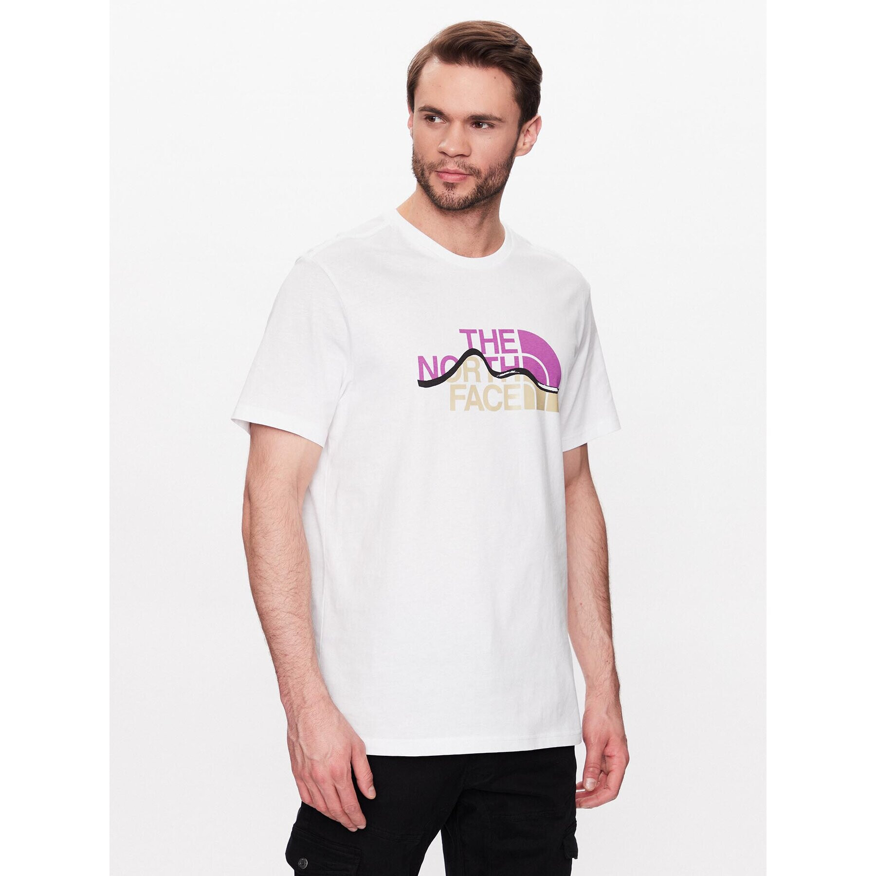 The North Face Тишърт Mountain Line NF0A7X1N Бял Regular Fit - Pepit.bg