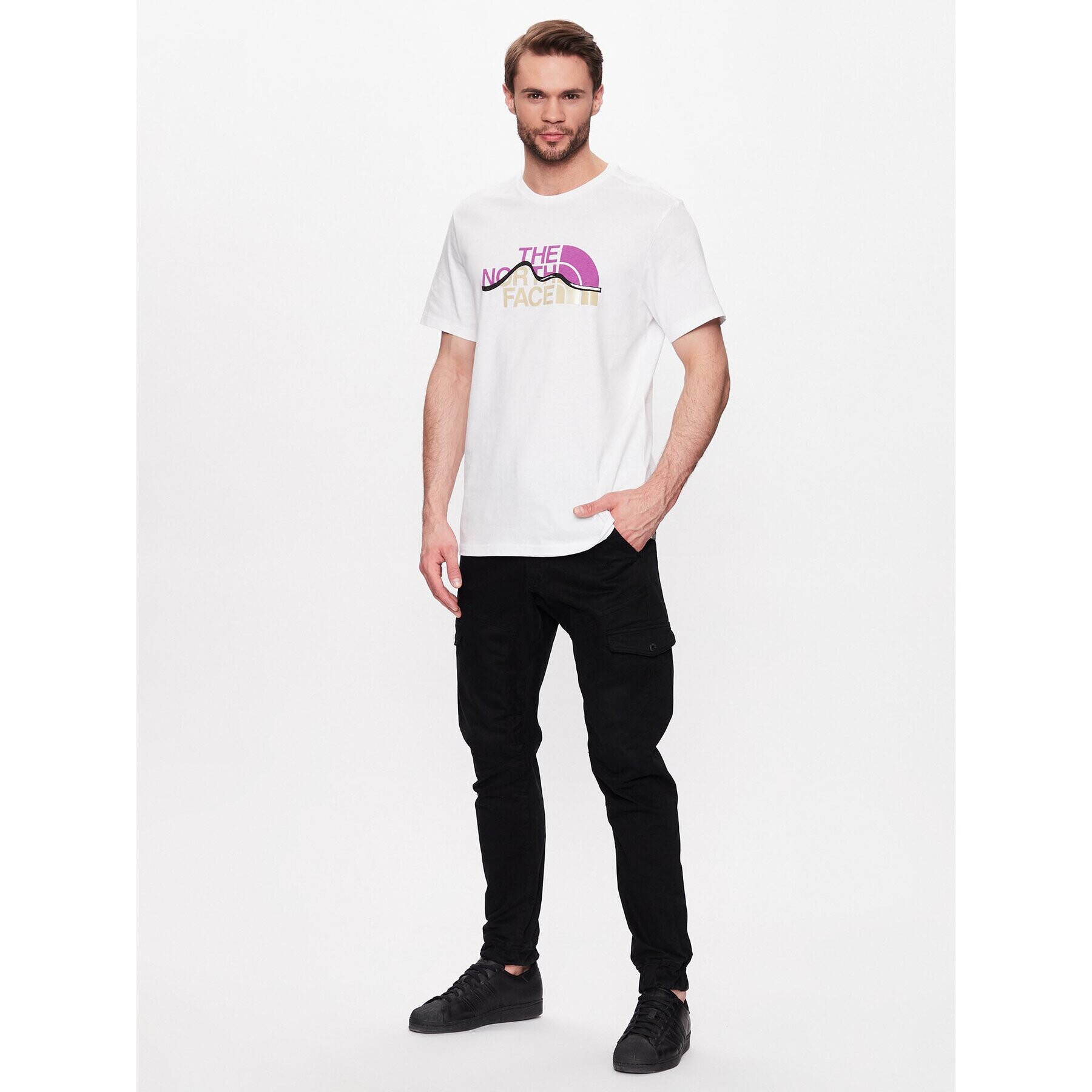 The North Face Тишърт Mountain Line NF0A7X1N Бял Regular Fit - Pepit.bg