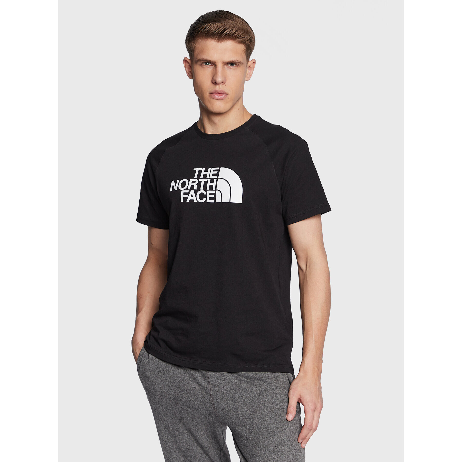 The North Face Тишърт Raglan Easy NF0A37FV Черен Regular Fit - Pepit.bg