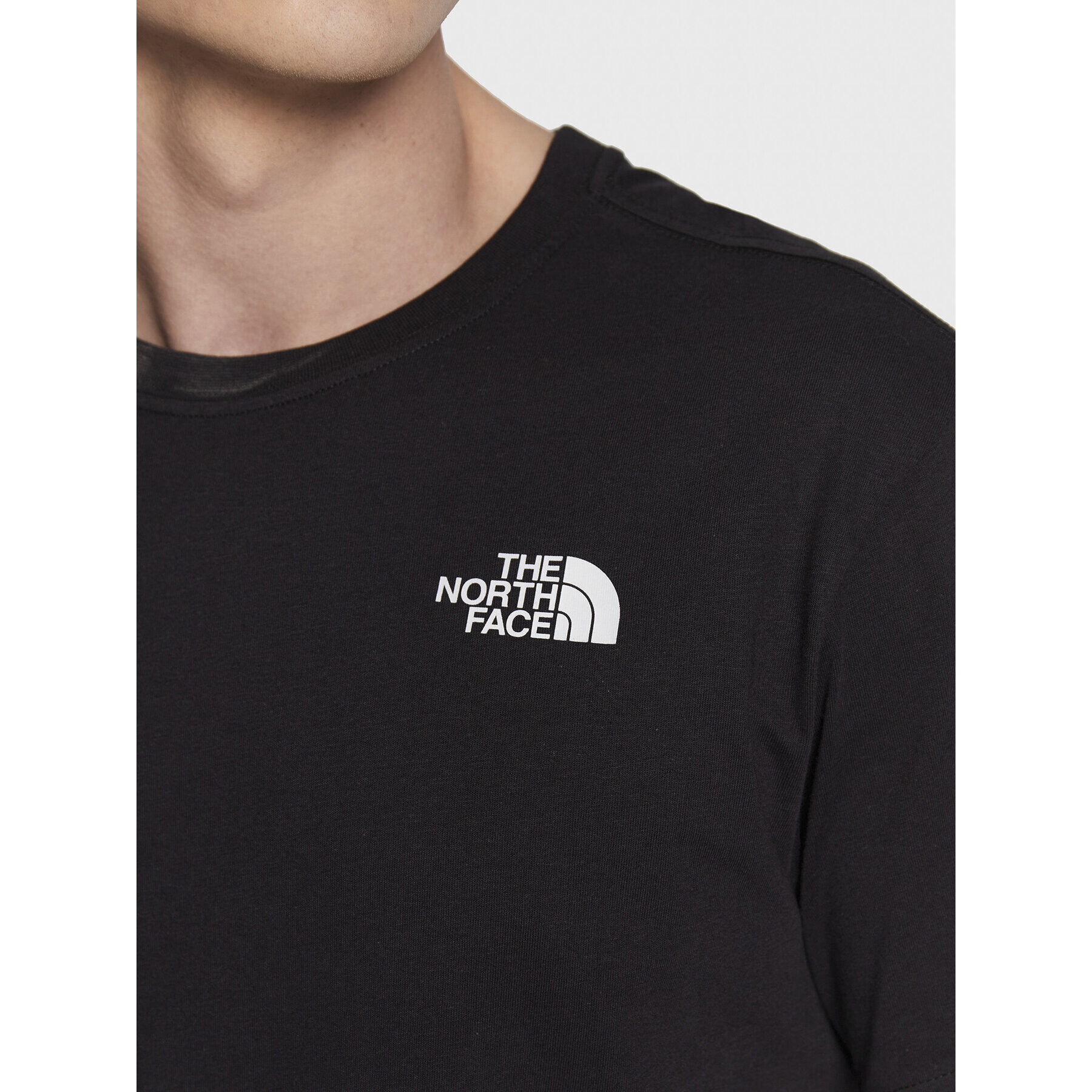 The North Face Тишърт Red Box Cel NF0A7X1K Черен Regular Fit - Pepit.bg