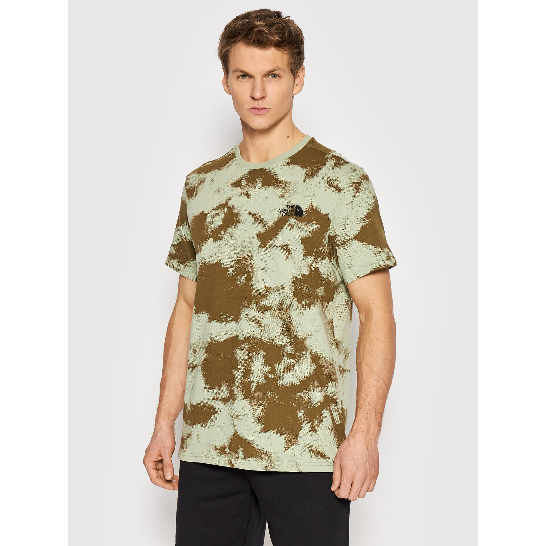 The North Face Тишърт Simple Dome NF0A2TX5 Зелен Regular Fit - Pepit.bg