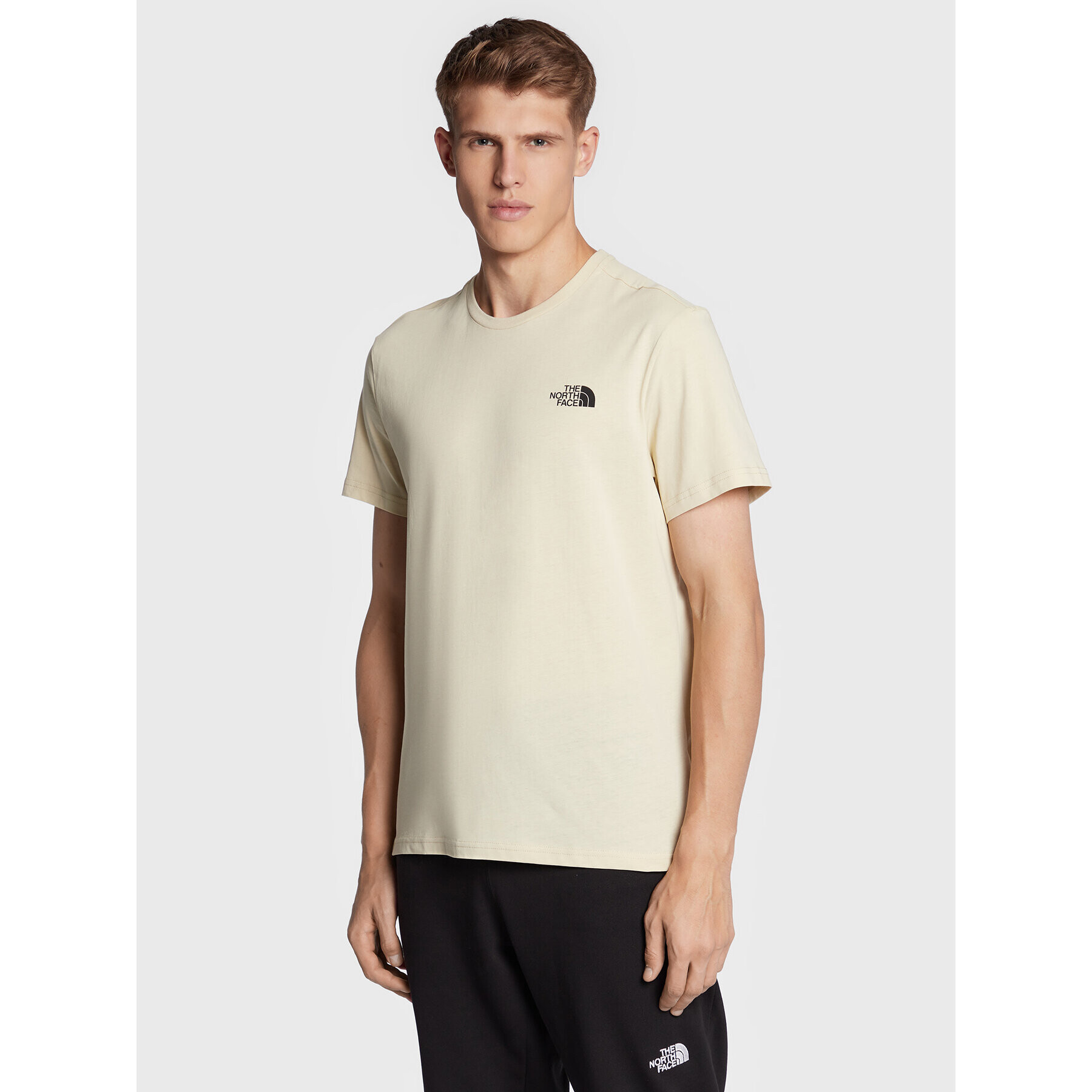 The North Face Тишърт Simple Dome NF0A2TX5 Жълт Regular Fit - Pepit.bg