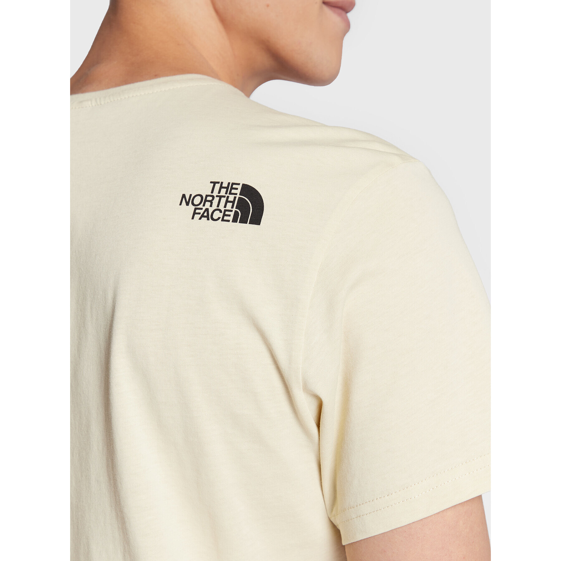 The North Face Тишърт Simple Dome NF0A2TX5 Жълт Regular Fit - Pepit.bg