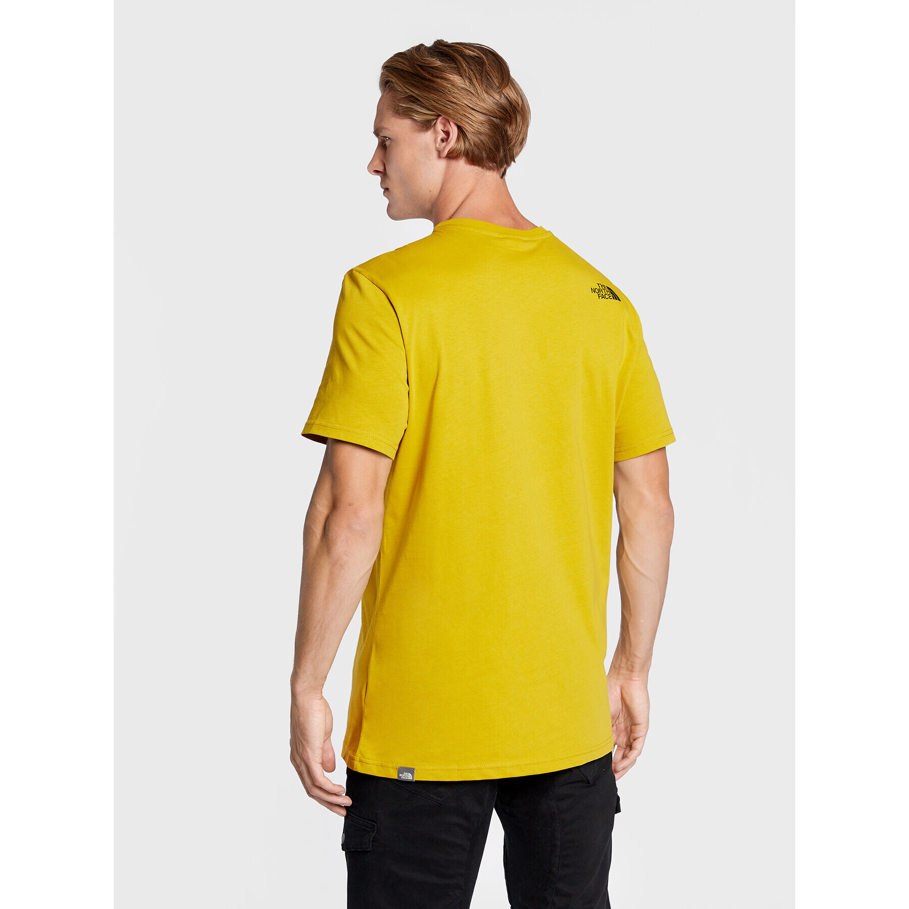 The North Face Тишърт Simple Dome NF0A2TX57 Жълт Regular Fit - Pepit.bg