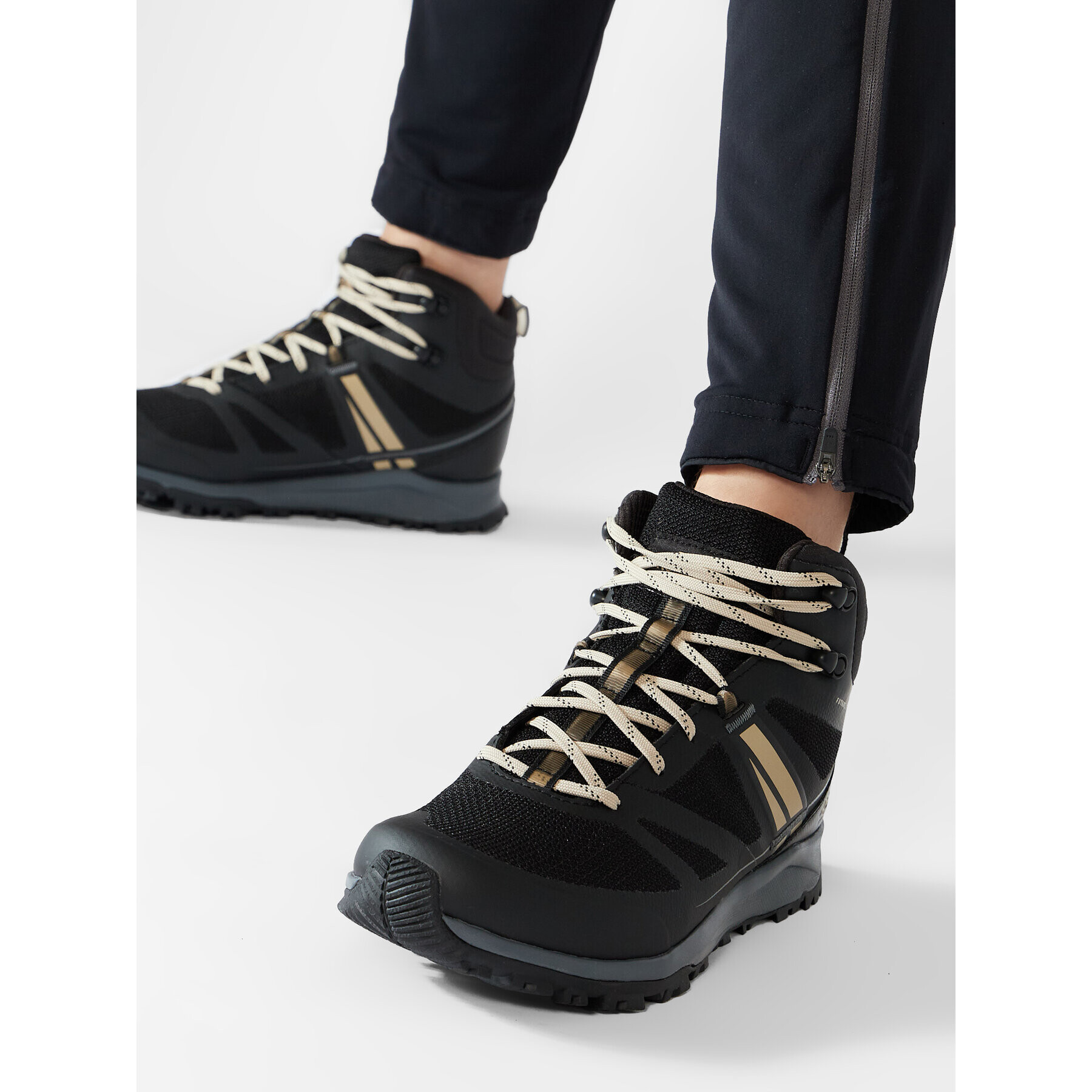 The North Face Туристически Litewave Mid Futurelight NF0A4PFE34G1 Черен - Pepit.bg