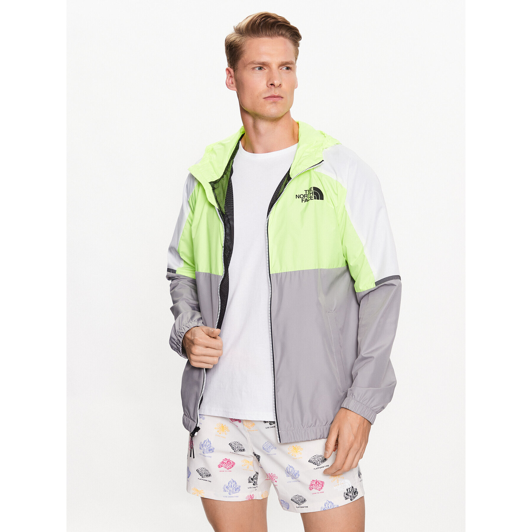 The North Face Ветровка Ma Wind NF0A823X Сив Regular Fit - Pepit.bg