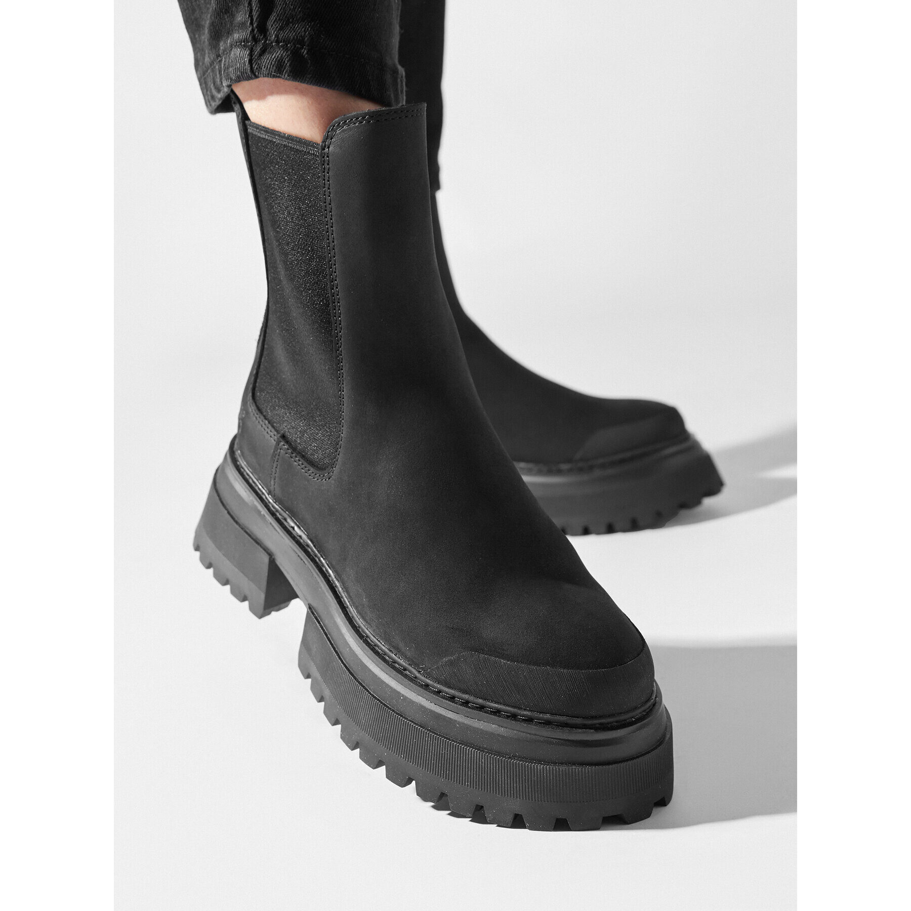 Timberland Боти Sky Chelsea TB0A5P310011 Черен - Pepit.bg