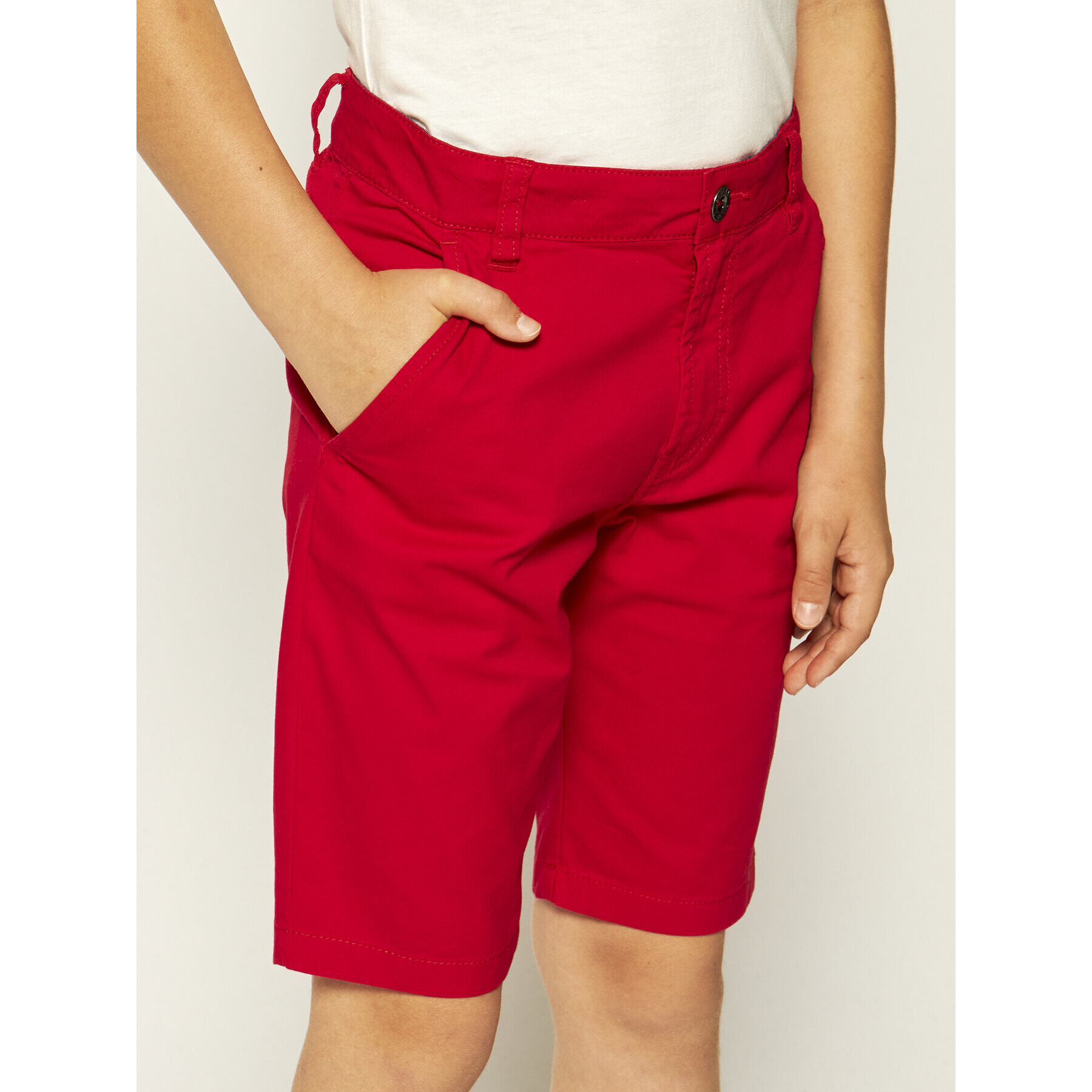 Timberland Шорти от плат T24A88 S Червен Regular Fit - Pepit.bg