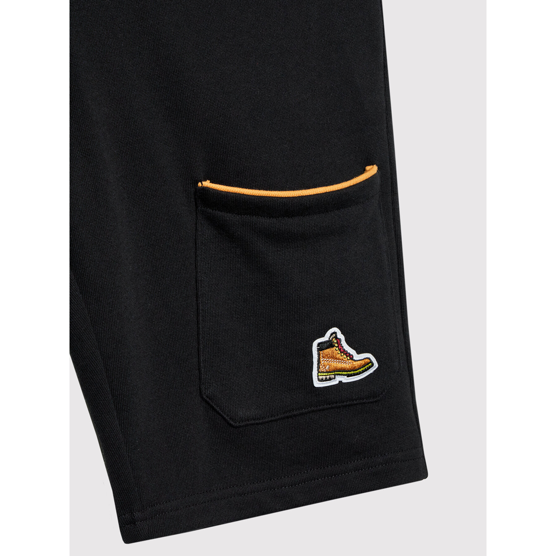 Timberland Спортни шорти T24B72 D Черен Regular Fit - Pepit.bg