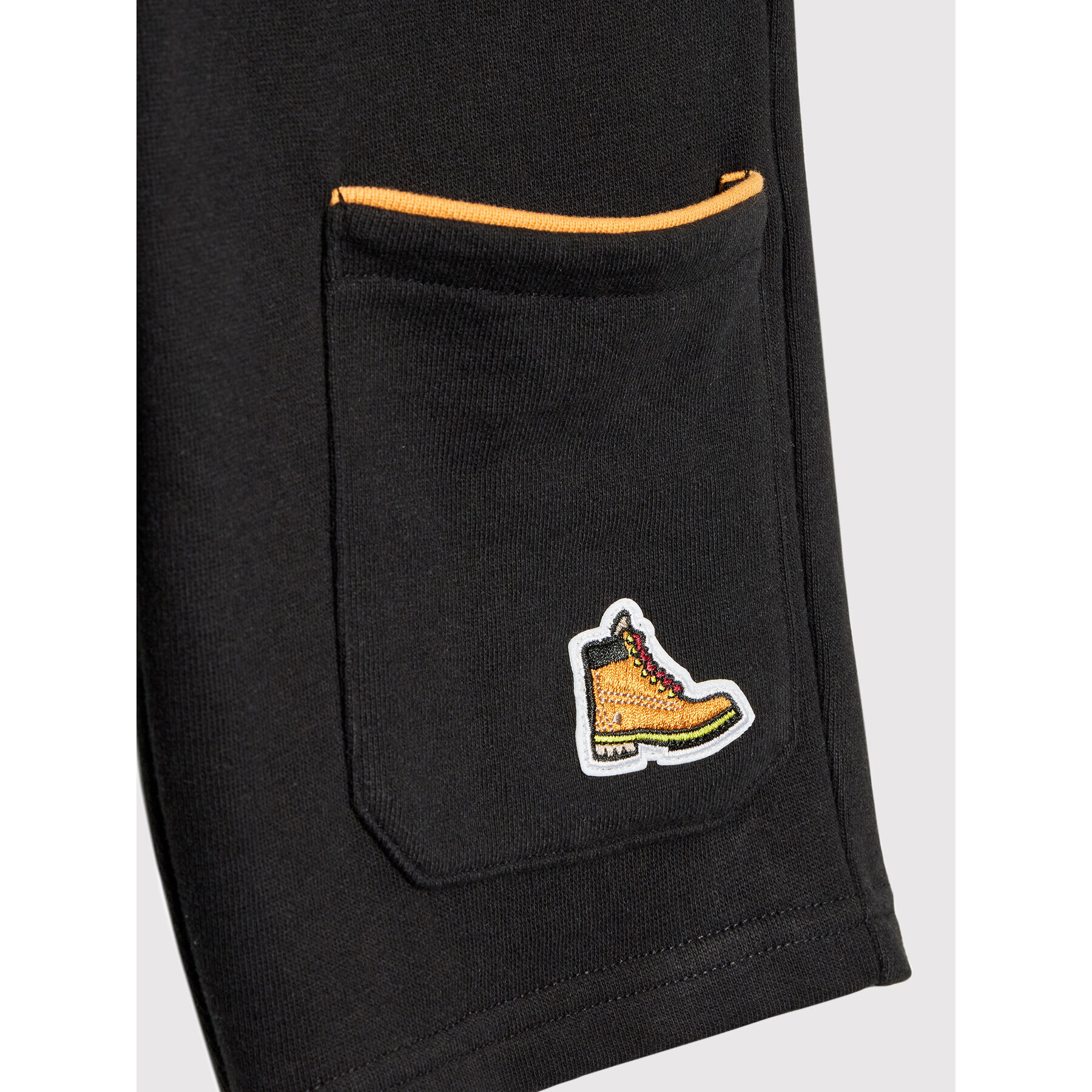 Timberland Спортни шорти T24B72 S Черен Regular Fit - Pepit.bg