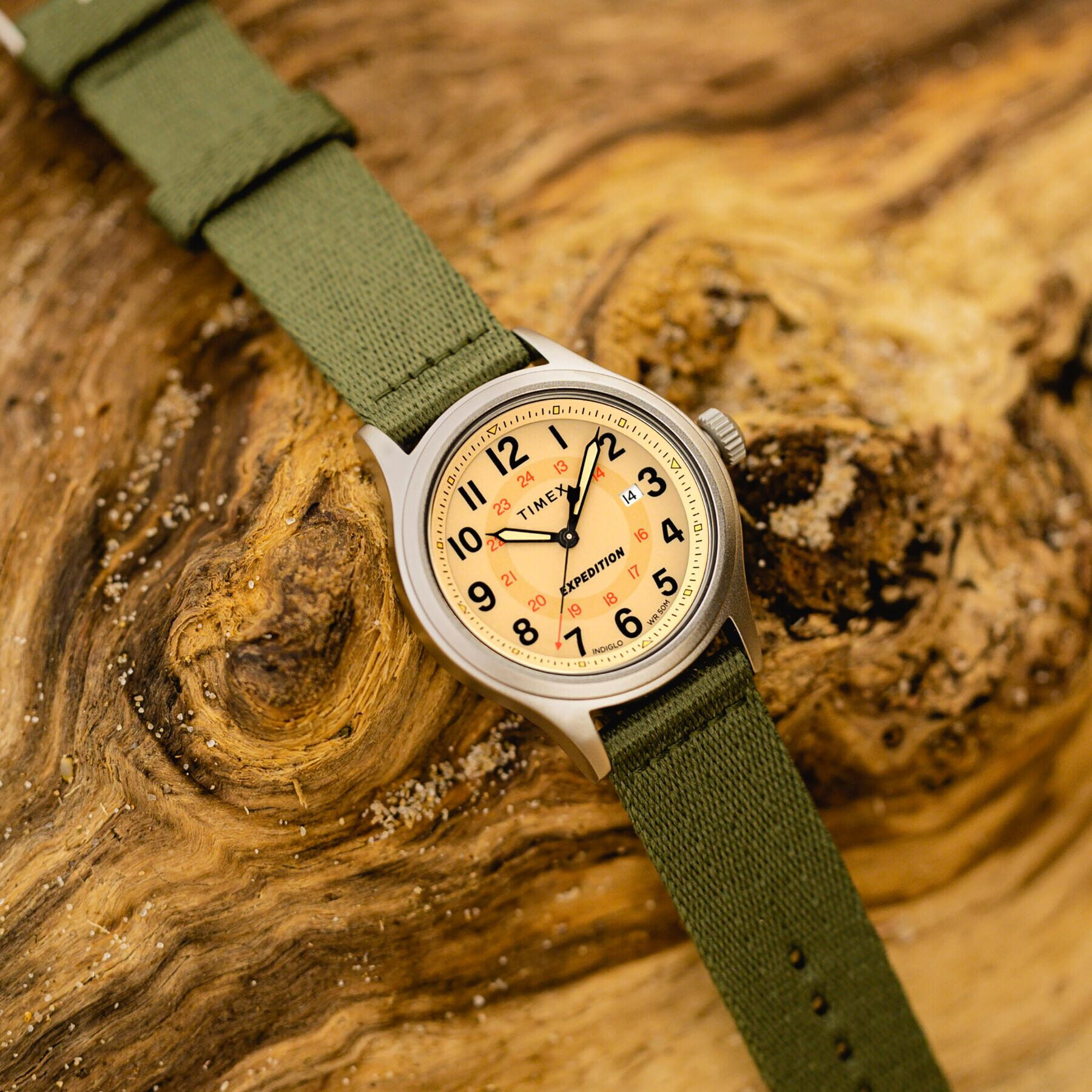 Timex Часовник Expedition North TW2V65800 Зелен - Pepit.bg