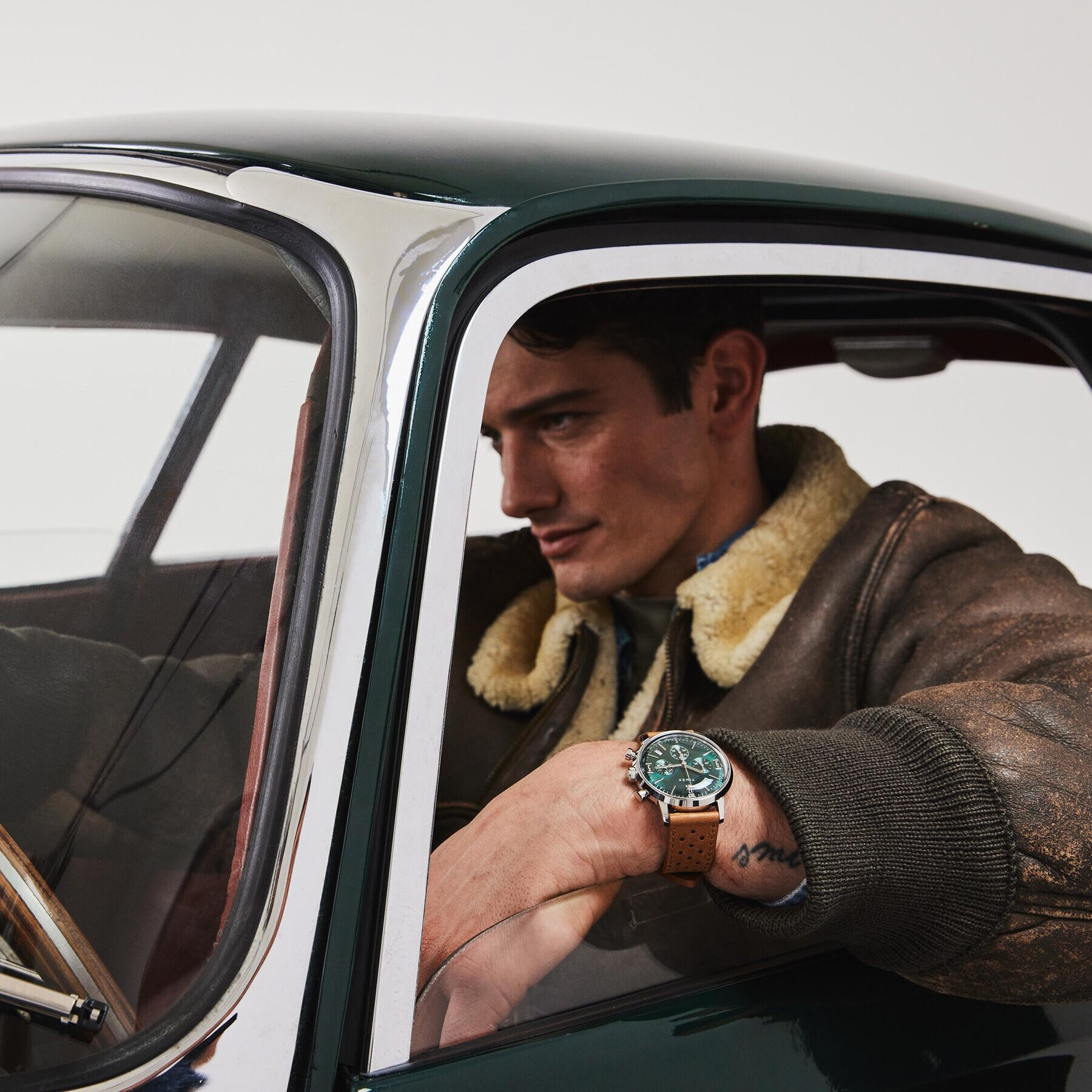 Timex Часовник Marlin Chronograph TW2W10100 Кафяв - Pepit.bg