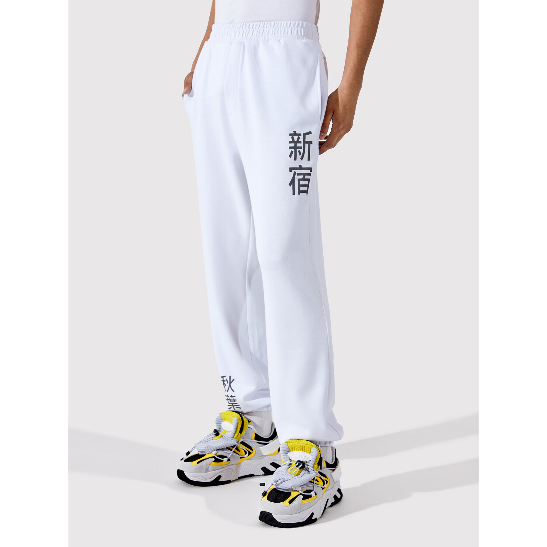 Togoshi Долнище анцуг TG22-SPM010 Бял Oversize - Pepit.bg