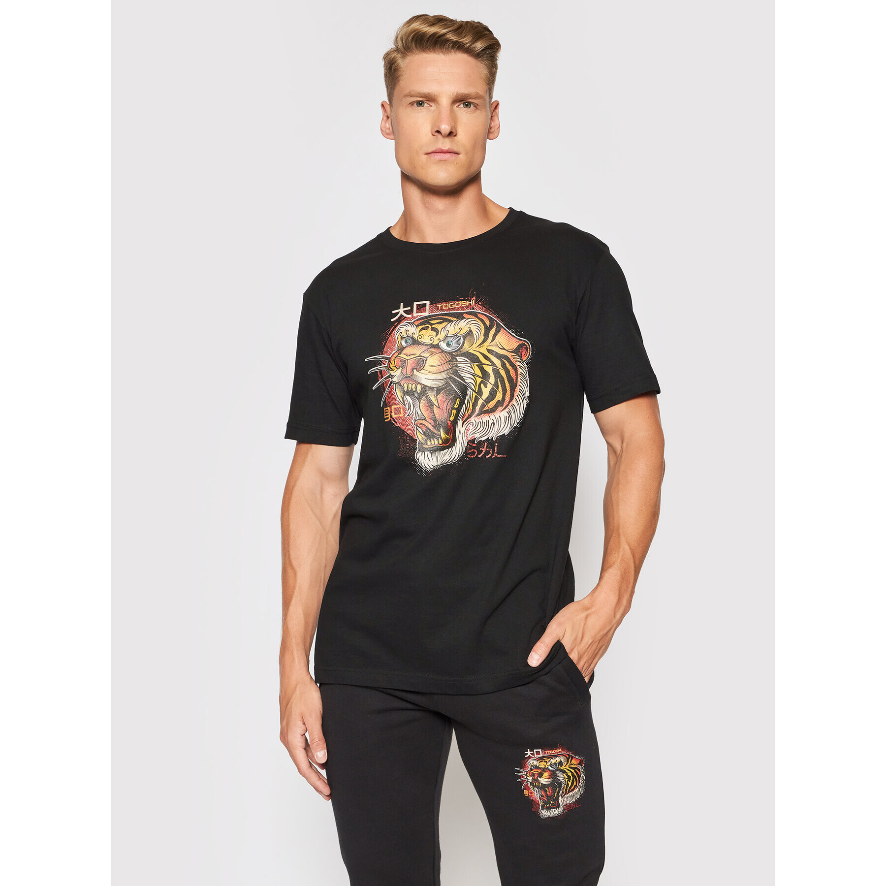 Togoshi Тишърт Wildcat Черен Regular Fit - Pepit.bg