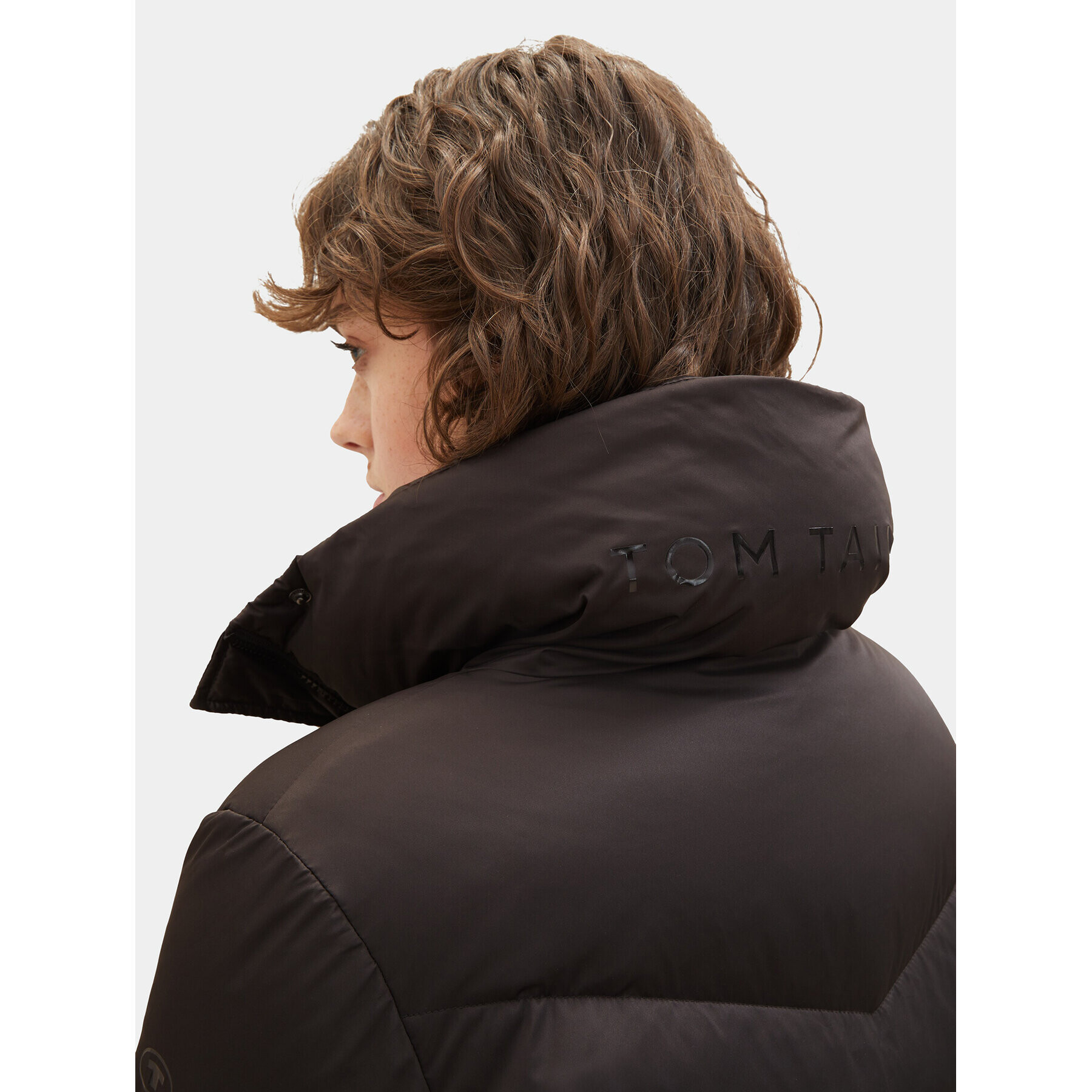Tom Tailor Пухено яке 1037572 Черен Regular Fit - Pepit.bg