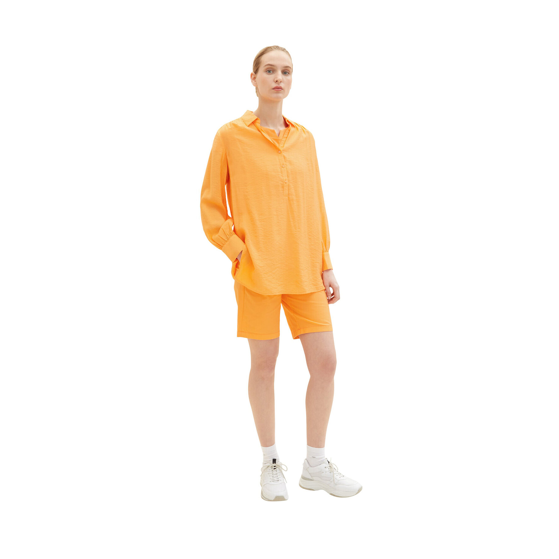 Tom Tailor Шорти от плат 1035499 Оранжев Regular Fit - Pepit.bg