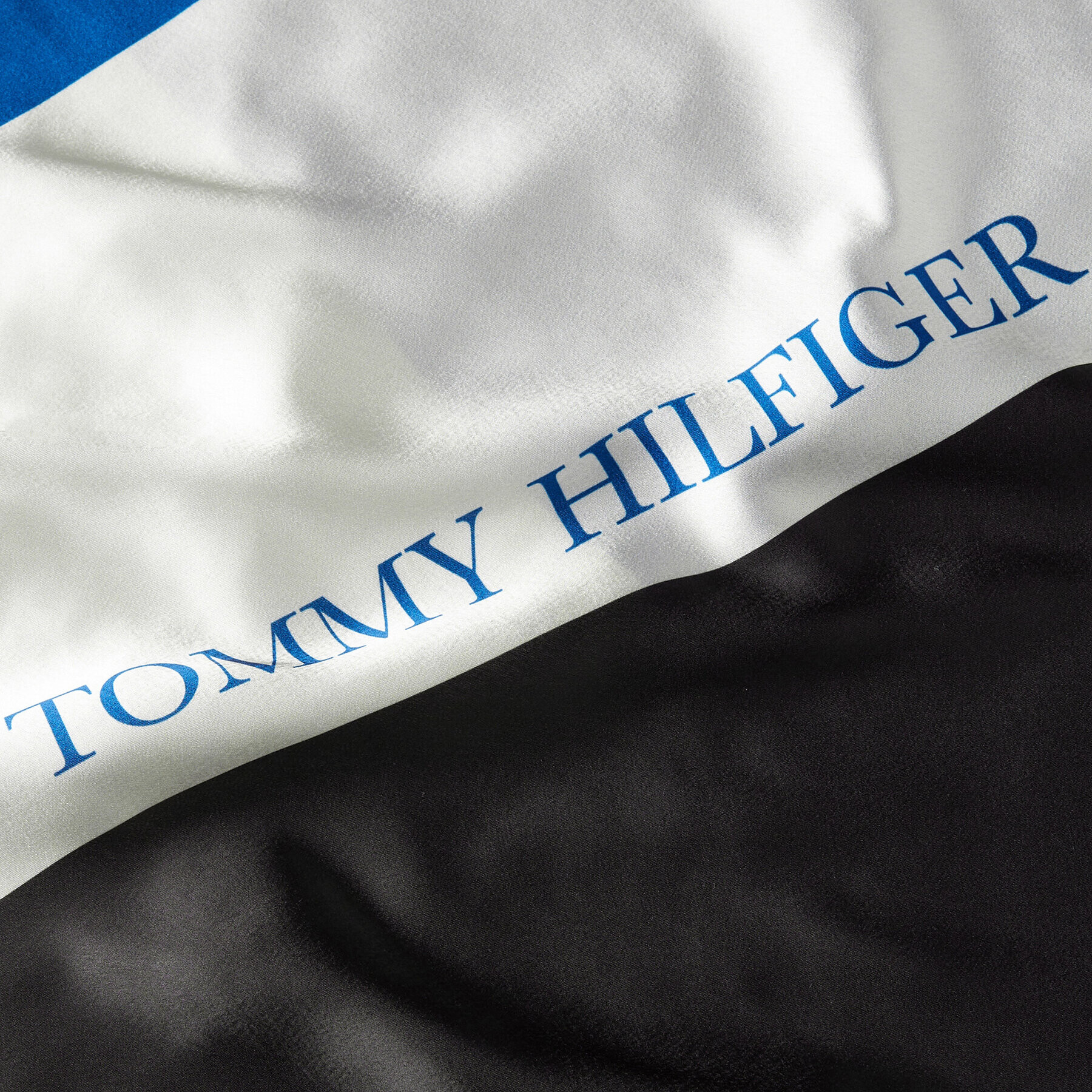 Tommy Hilfiger Бандана Th Evening Big Satin AW0AW15919 Син - Pepit.bg