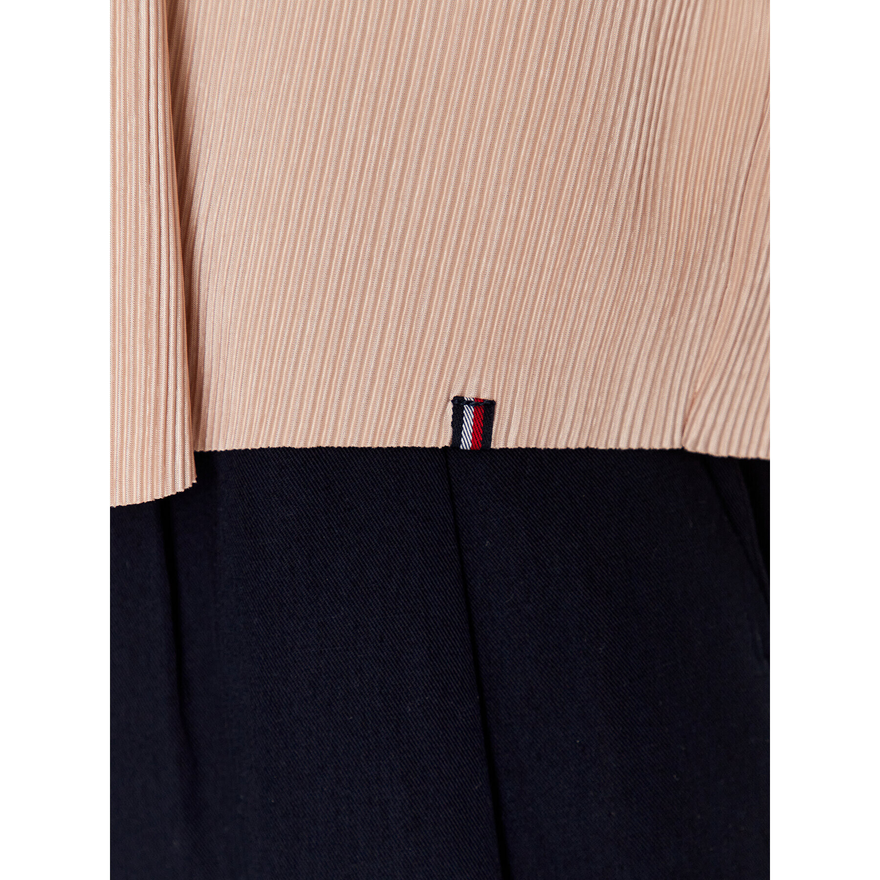 Tommy Hilfiger Блуза UW0UW04516 Бежов Relaxed Fit - Pepit.bg