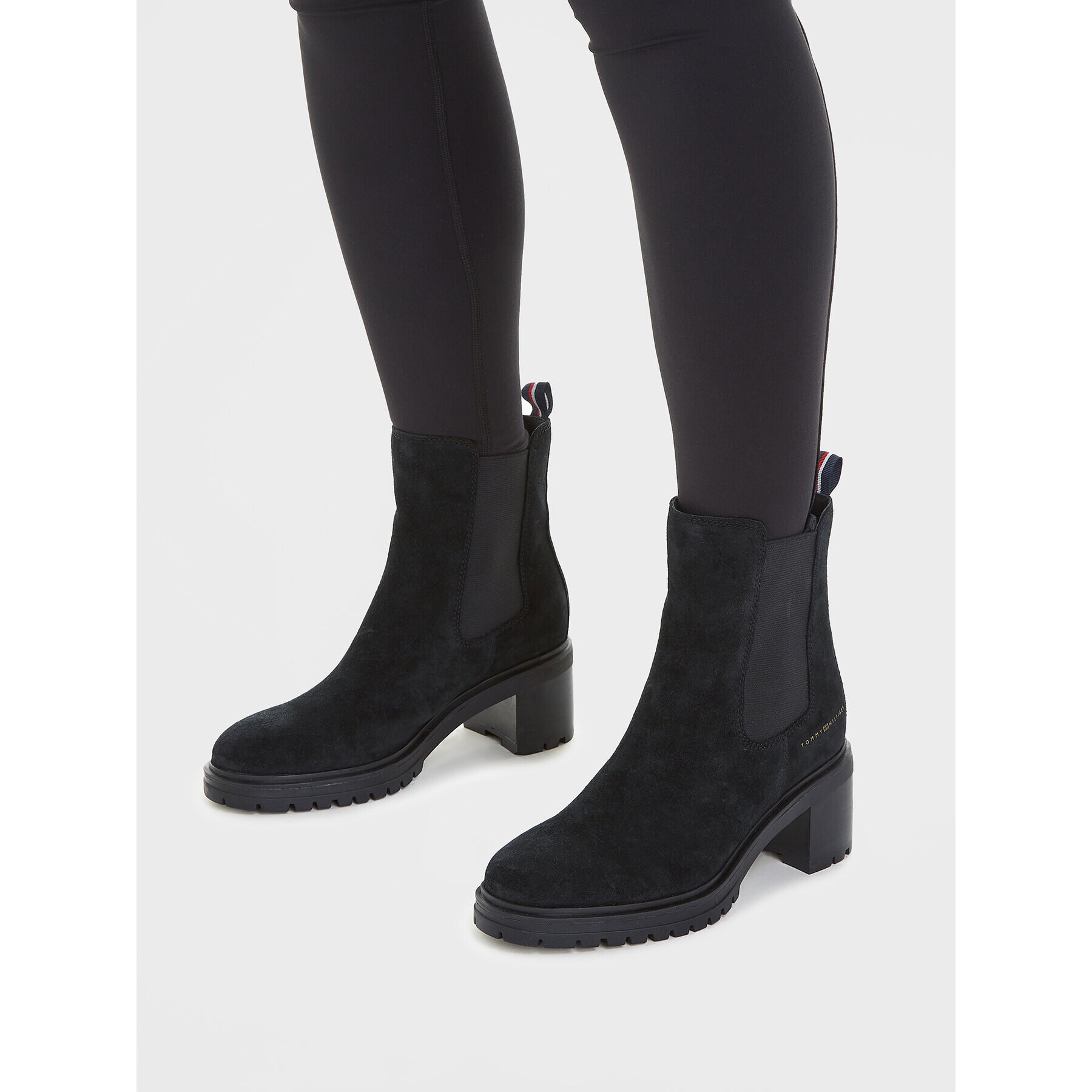 Tommy Hilfiger Боти Essential Midheel Suede Bootie FW0FW07522 Черен - Pepit.bg