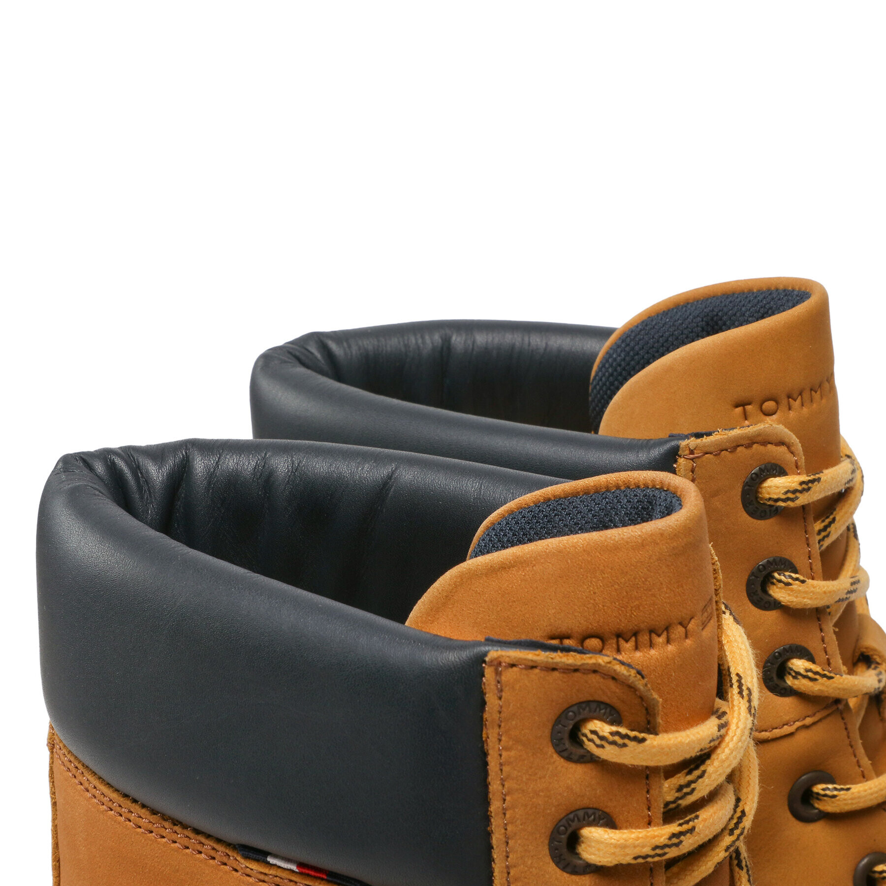 Tommy Hilfiger Ботуши Padded Nubuck Boot FM0FM04205 Кафяв - Pepit.bg