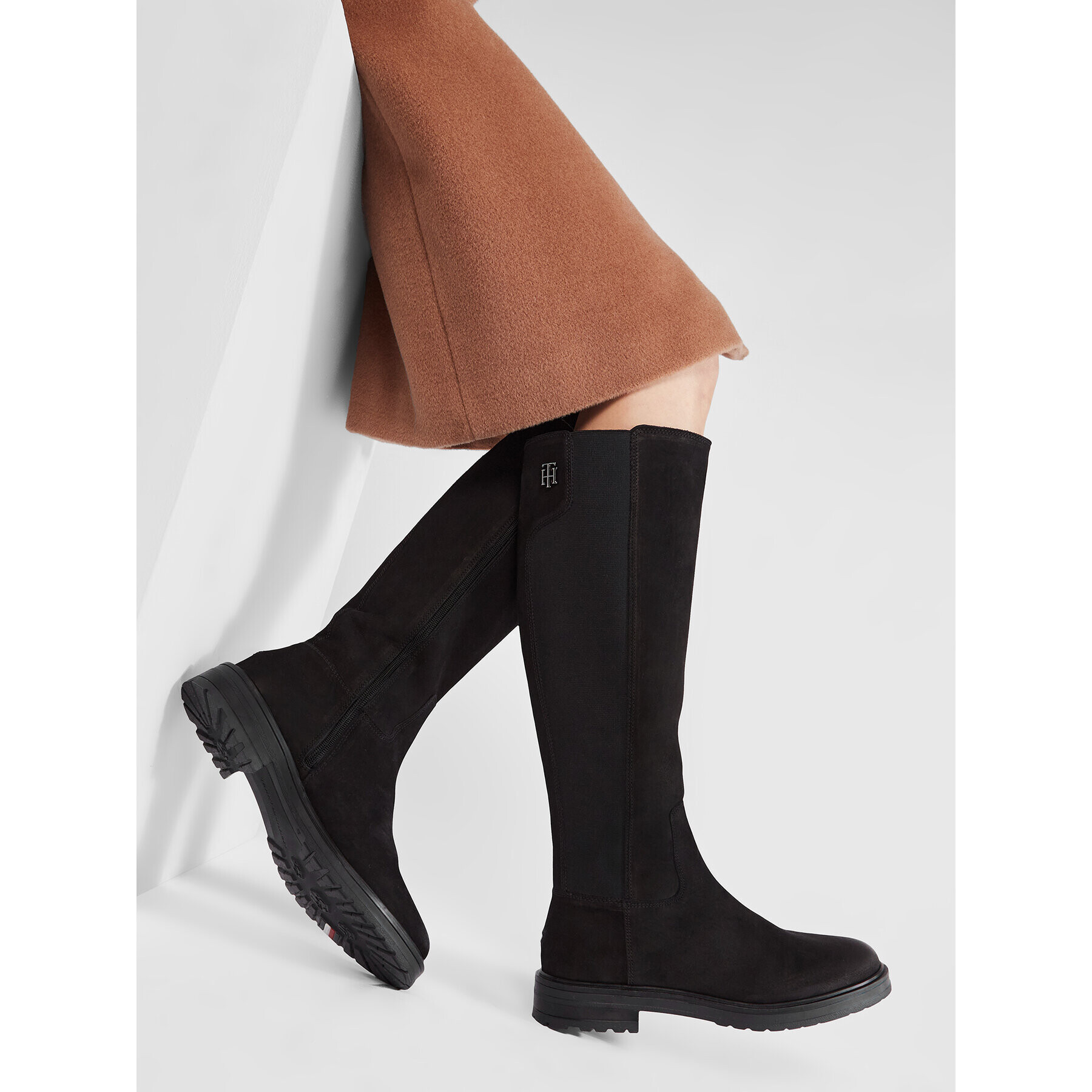 Tommy Hilfiger Ботуши Th Stud Longboot FW0FW06003 Черен - Pepit.bg