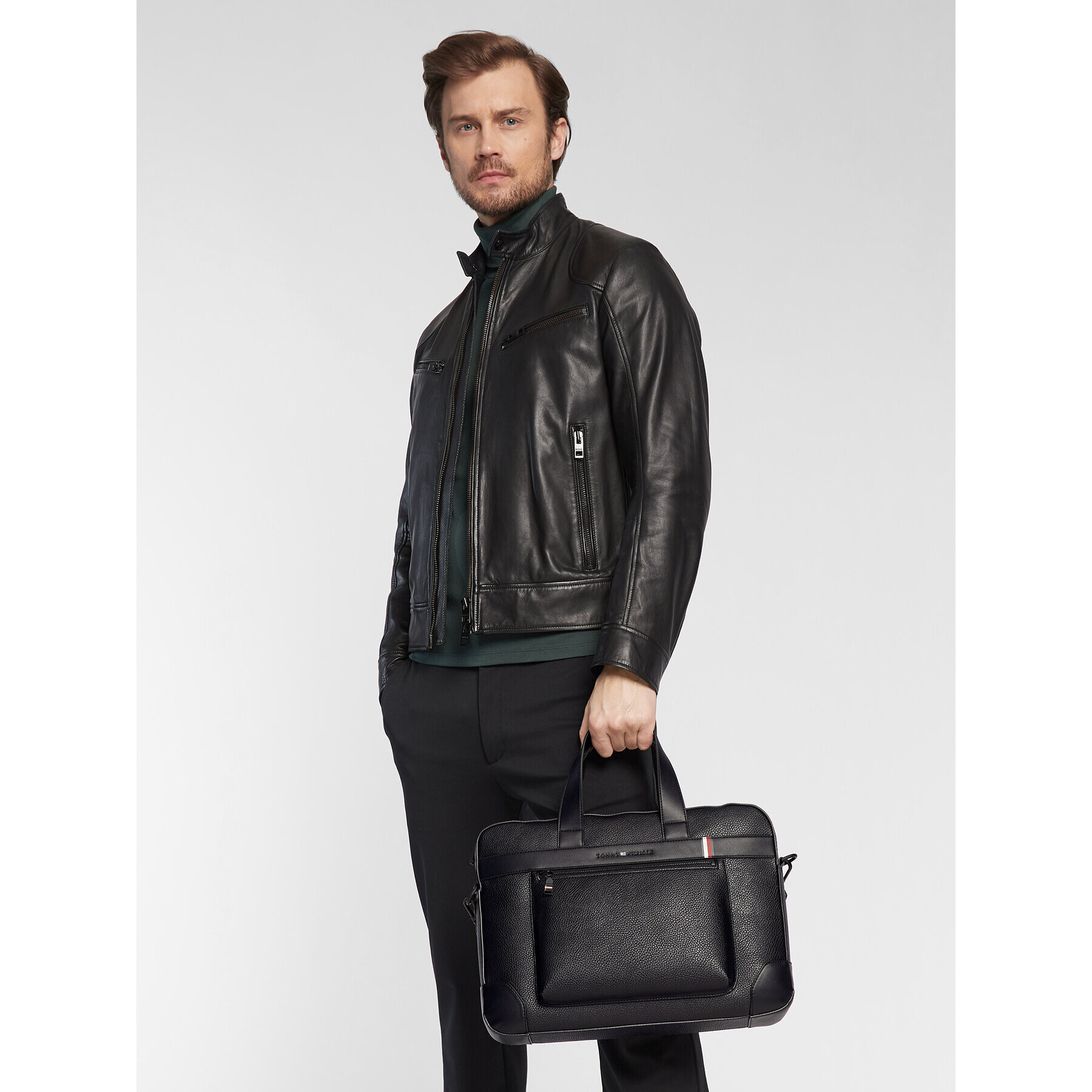 Tommy Hilfiger Чанта за лаптоп Th Central Computer Bag AM0AM10274 Черен - Pepit.bg