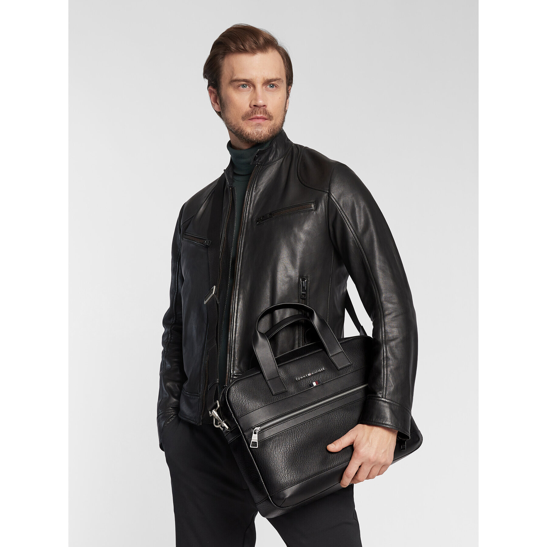 Tommy Hilfiger Чанта за лаптоп Th Transit Pu Computer Messenger AM0AM10305 Черен - Pepit.bg
