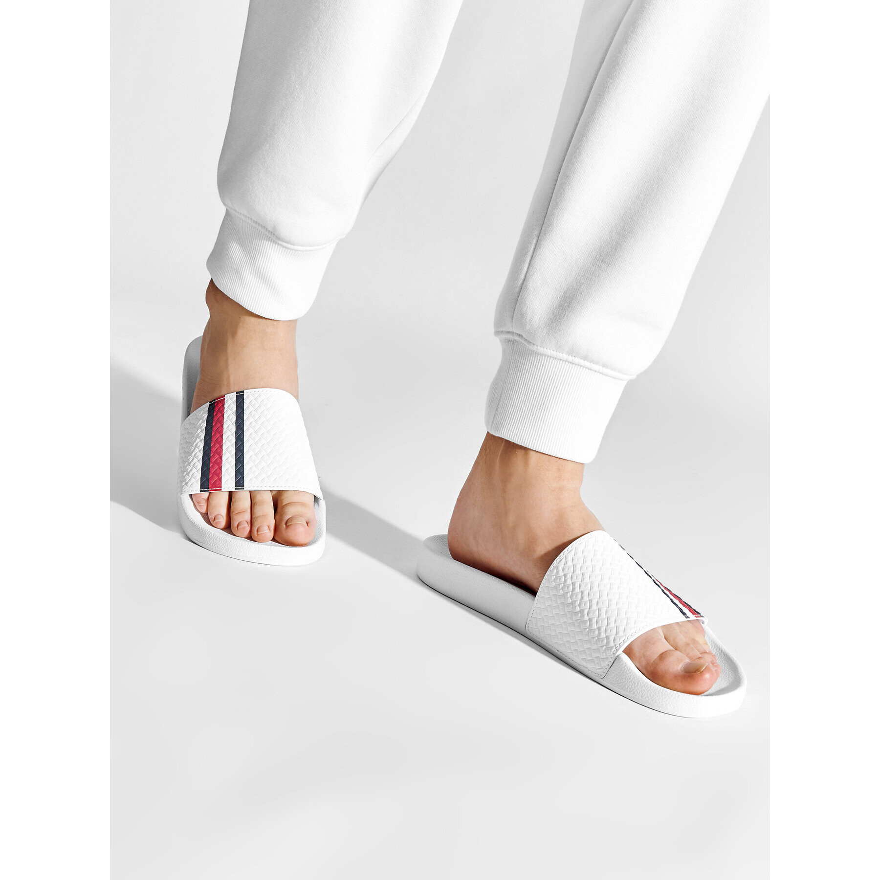 Tommy Hilfiger Чехли Corporate Monogram Pool Slide FM0FM03975 Бял - Pepit.bg