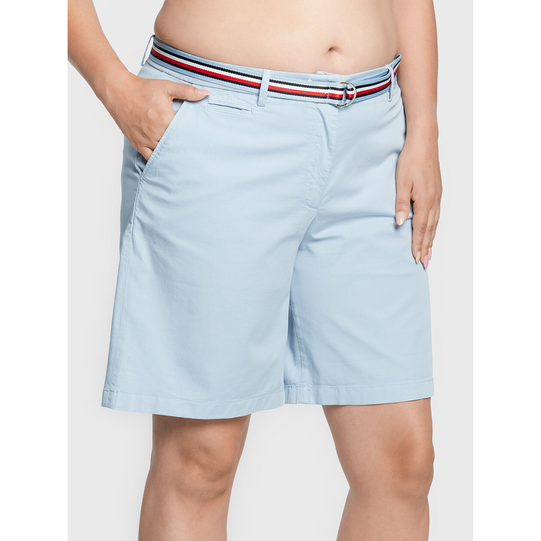 Tommy Hilfiger Curve Шорти от плат Chino WW0WW30482 Син Regular Fit - Pepit.bg