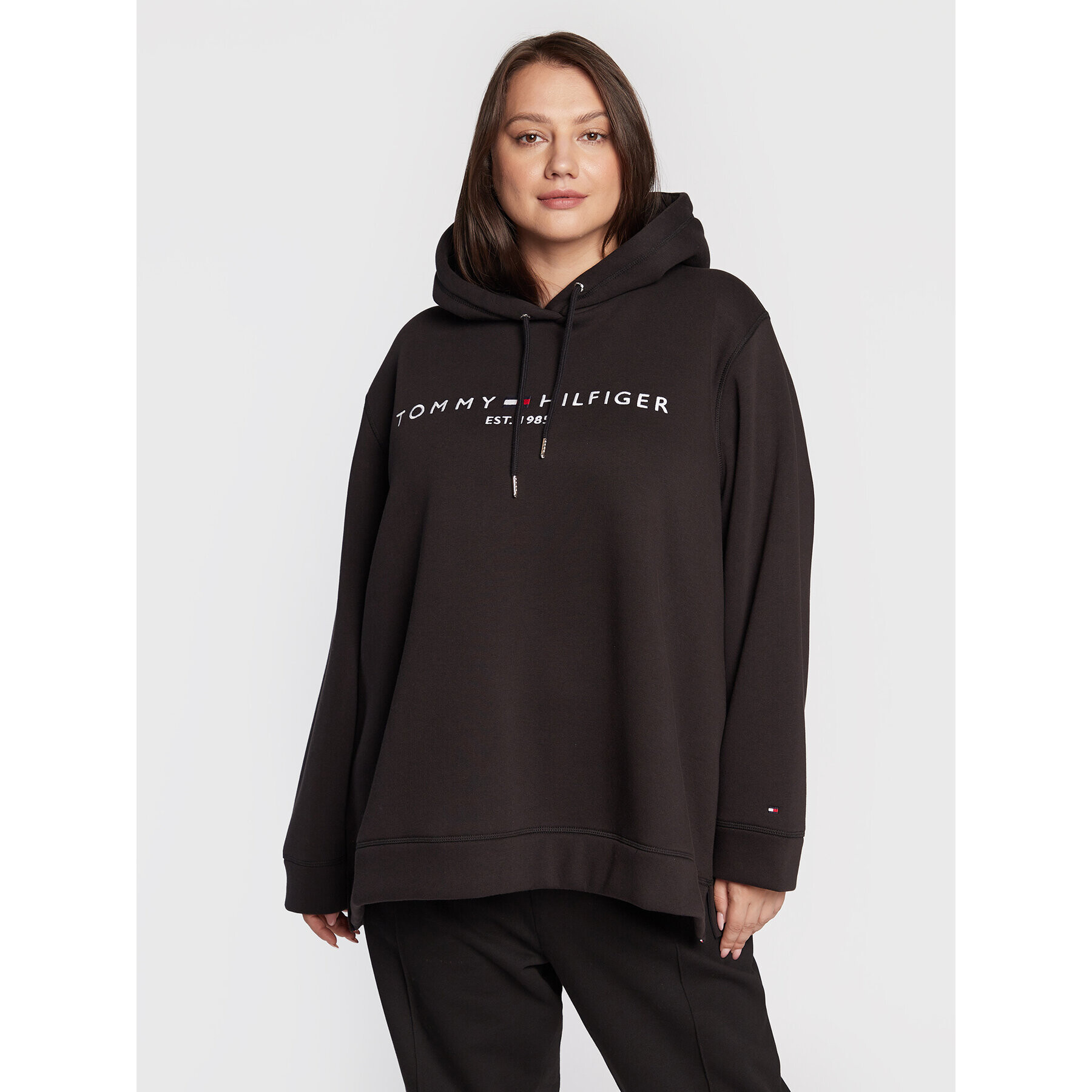 Tommy Hilfiger Curve Суитшърт Essential WW0WW29155 Черен Regular Fit - Pepit.bg