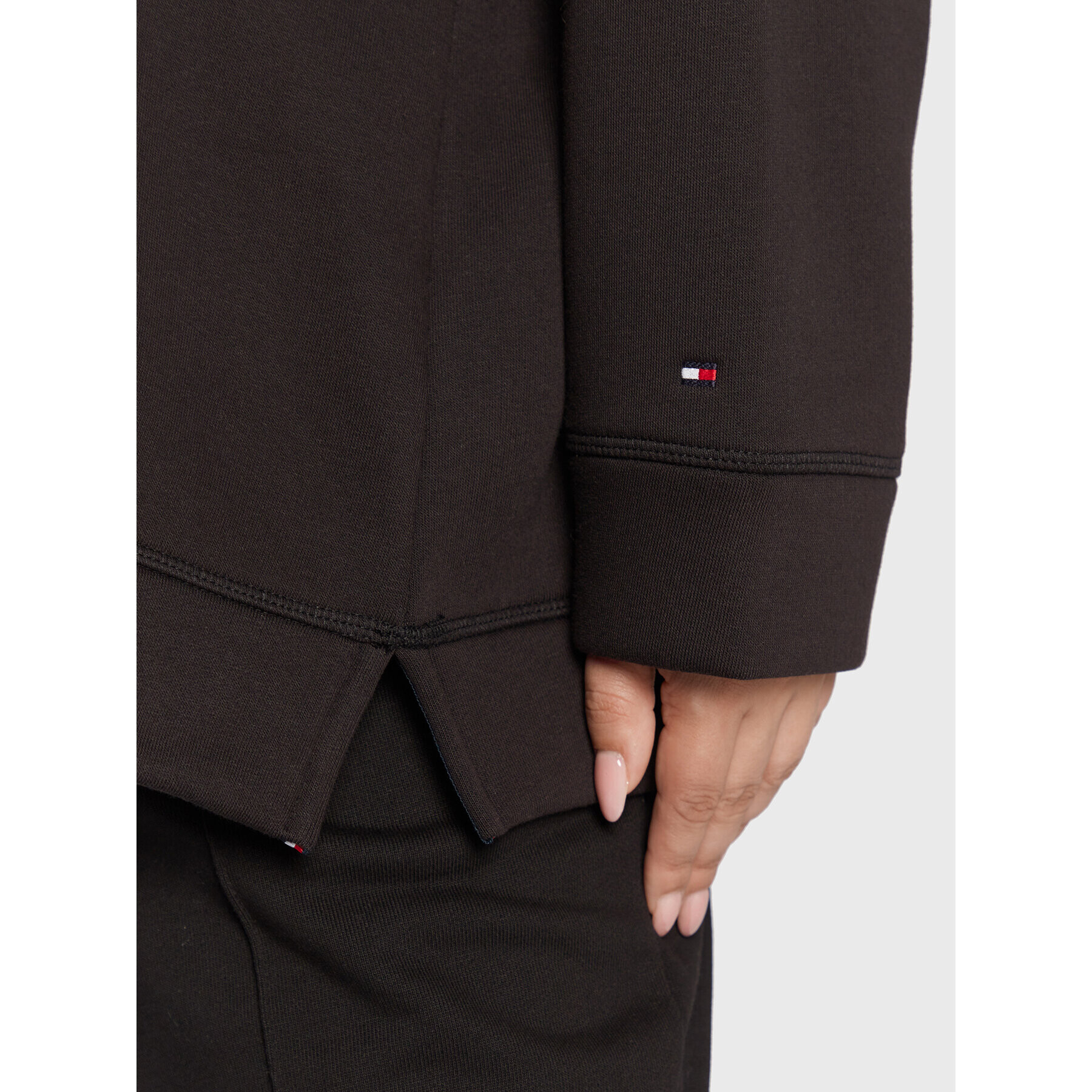 Tommy Hilfiger Curve Суитшърт Essential WW0WW29155 Черен Regular Fit - Pepit.bg