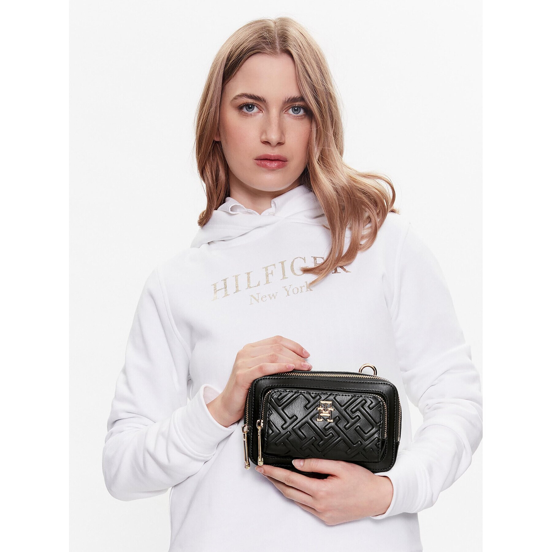 Tommy Hilfiger Дамска чанта Iconic Tommy Camera Bag Mono AW0AW14367 Тъмносин - Pepit.bg