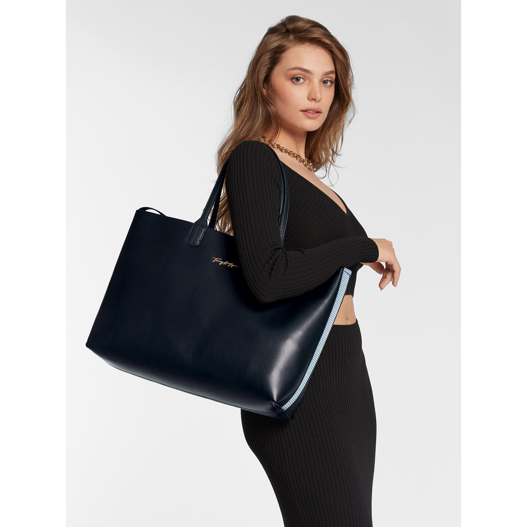 Tommy Hilfiger Дамска чанта Iconic Tote AW0AW12017 Тъмносин - Pepit.bg